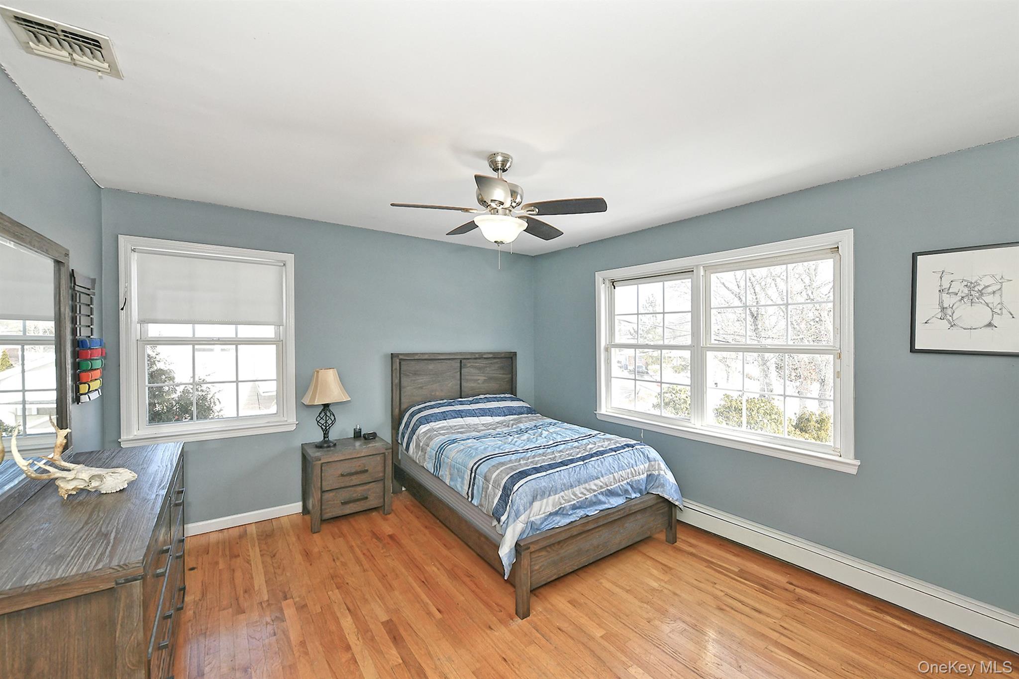 #18 photo, 312 Cambon Avenue, Саффолк ‖ Saint James , NY 11780