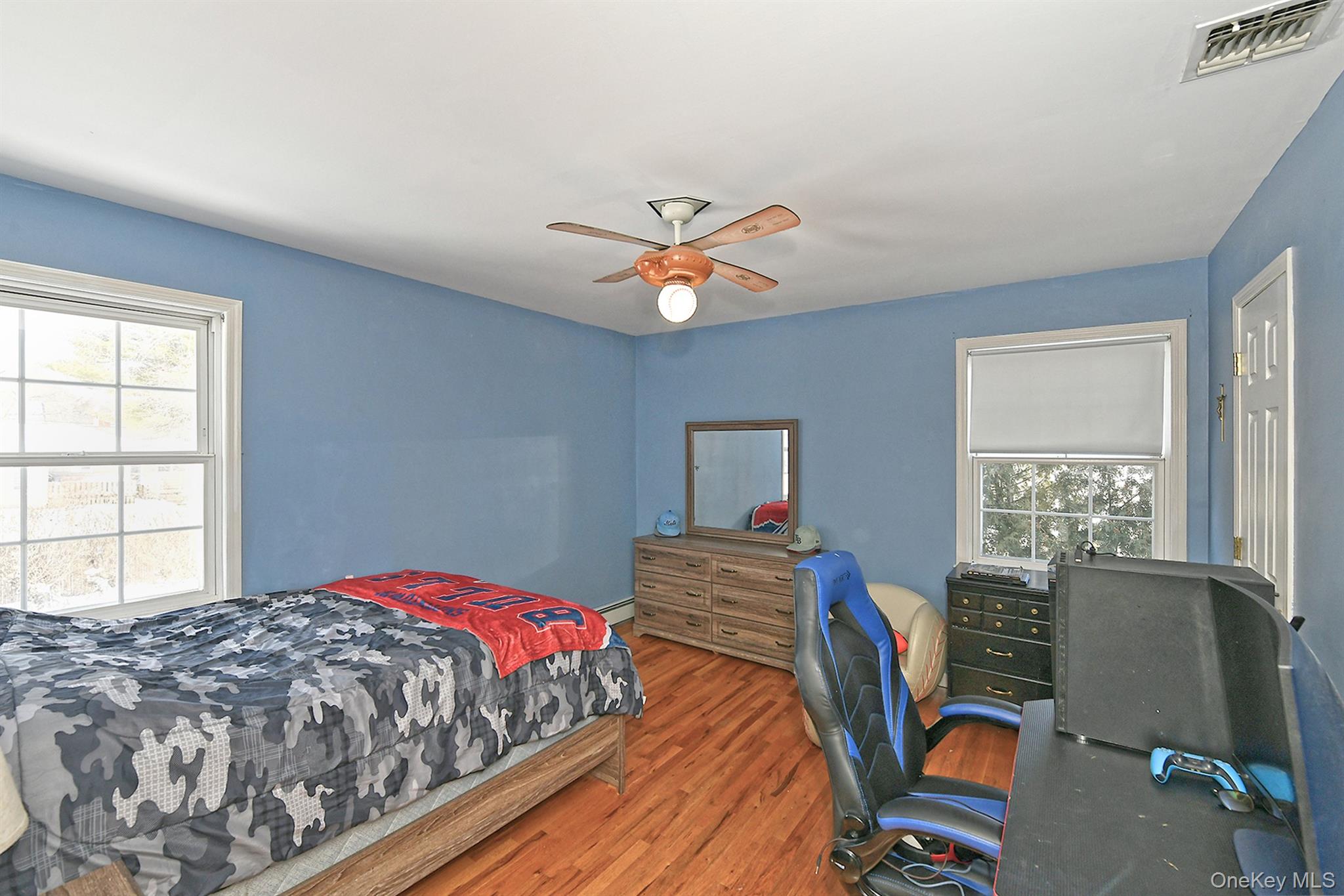 #19 photo, 312 Cambon Avenue, Саффолк ‖ Saint James , NY 11780