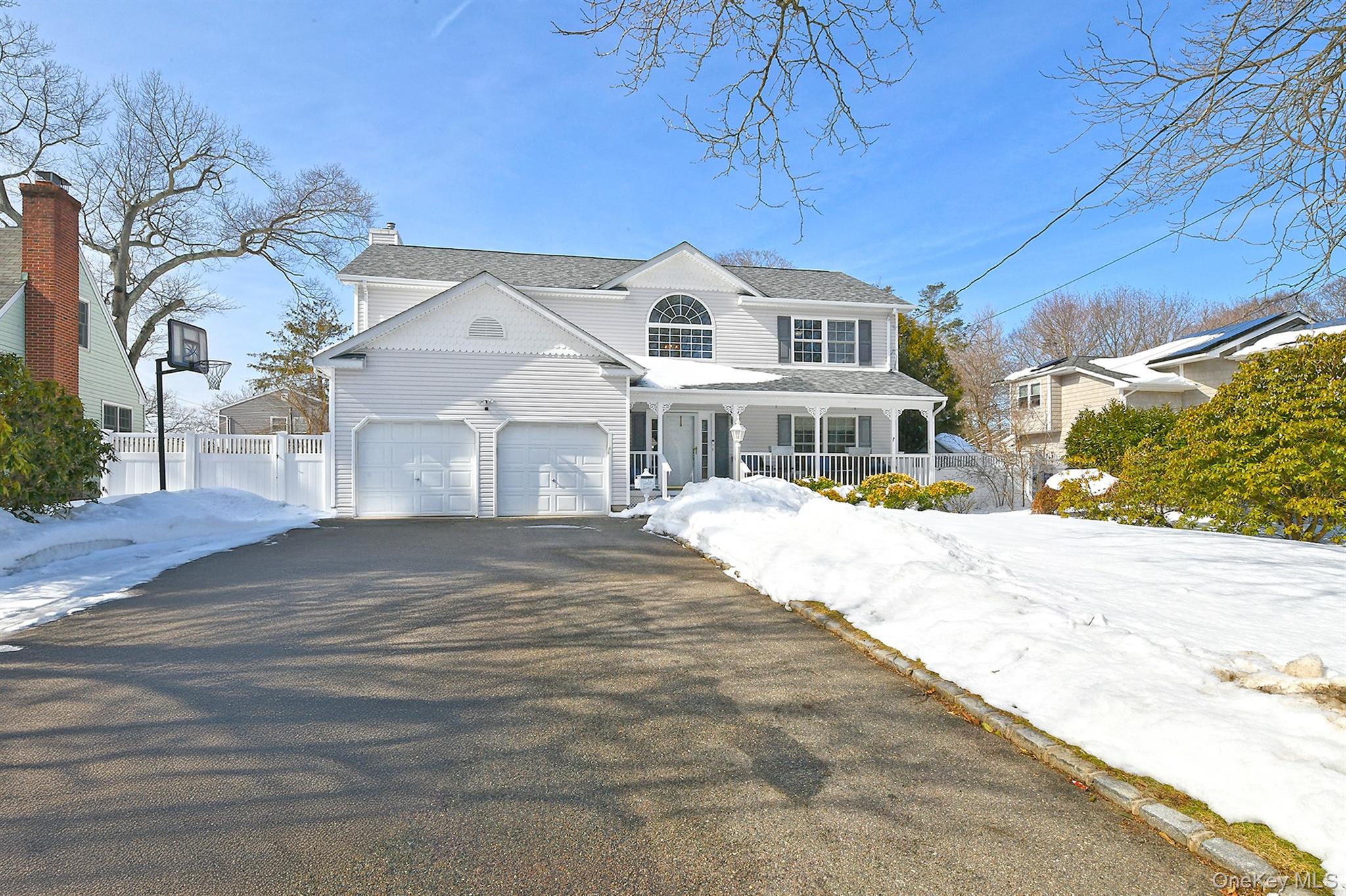 #2 photo, 312 Cambon Avenue, Саффолк ‖ Saint James , NY 11780