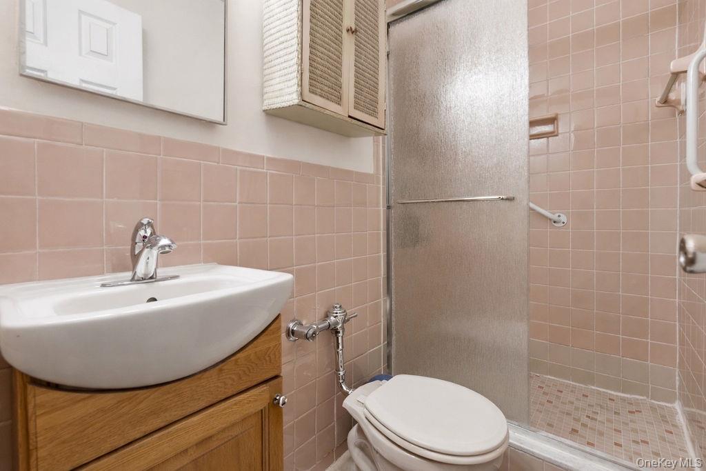 #10 photo, 85-10 151st Avenue, কুইন্‌স Howard Beach , NY 11414