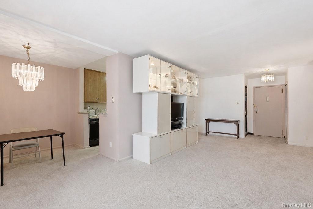 #3 photo, 85-10 151st Avenue, কুইন্‌স Howard Beach , NY 11414