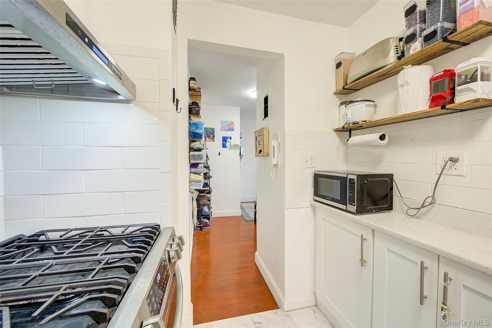 #4 photo, 83-30 Vietor Avenue, Elmhurst , NY 11373