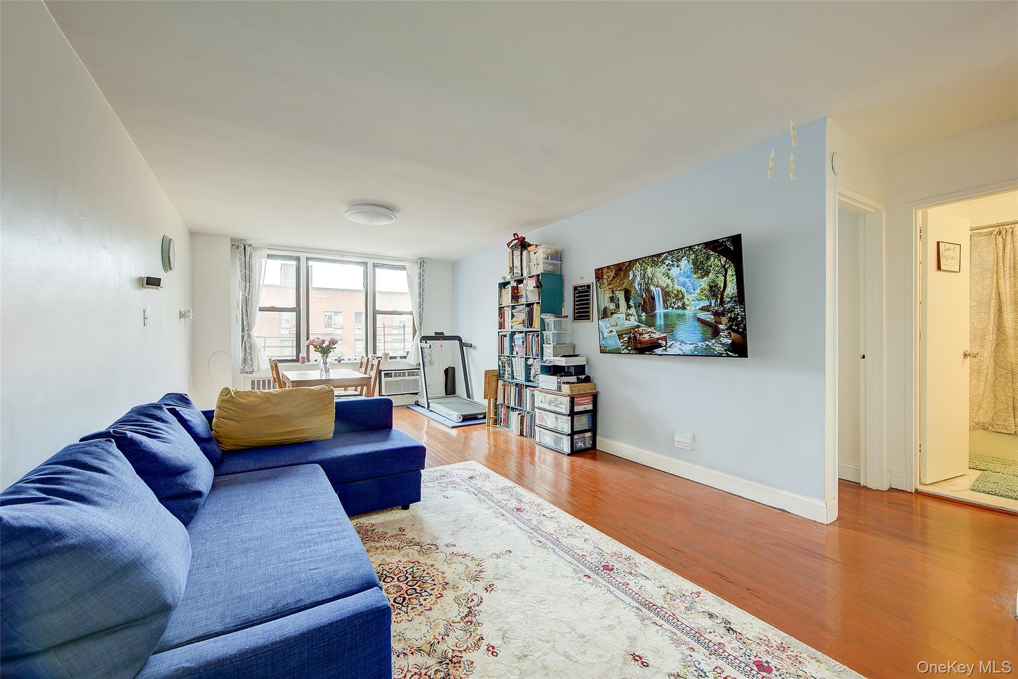 #6 photo, 83-30 Vietor Avenue, Elmhurst , NY 11373