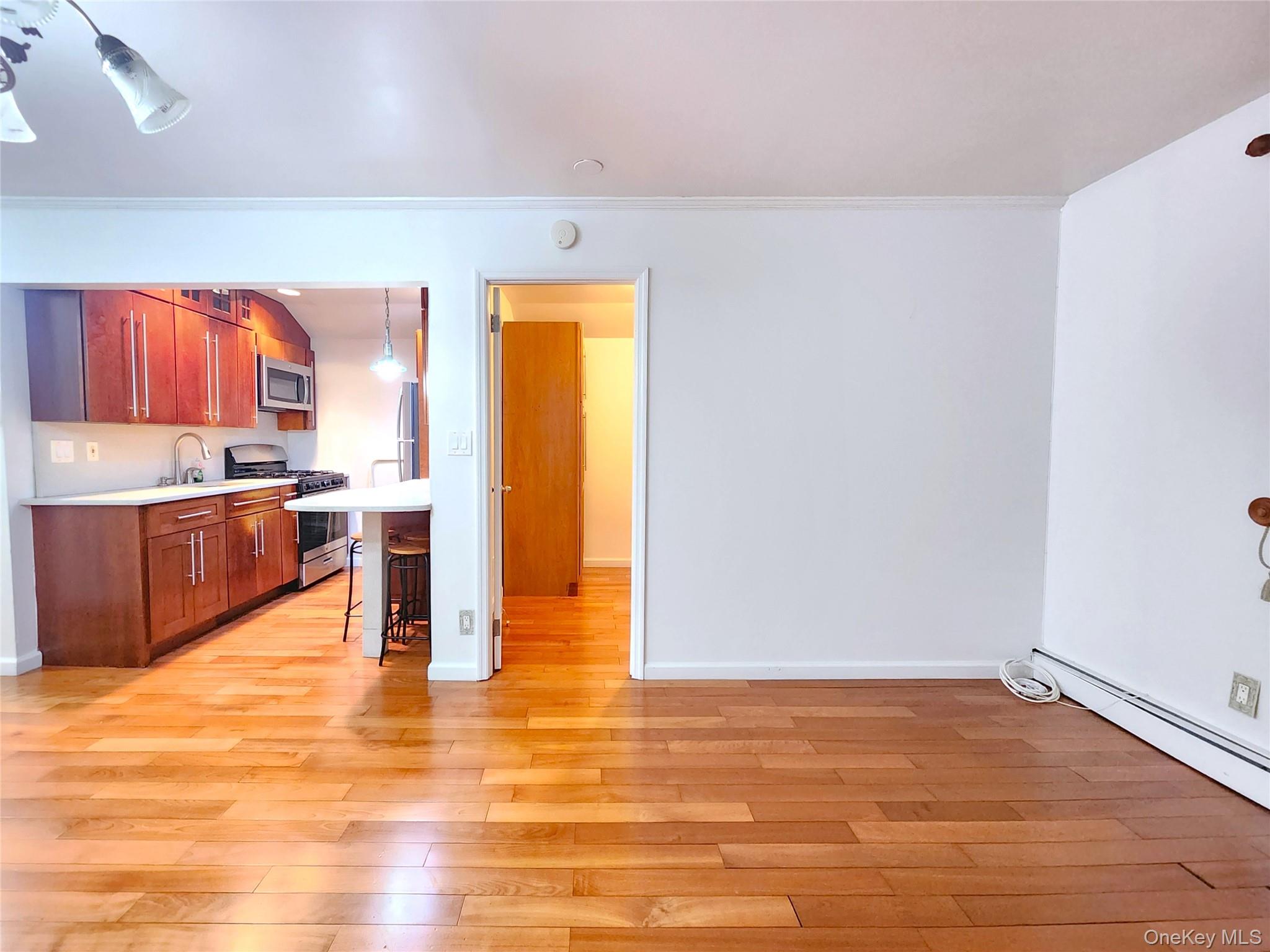#6 photo, 14018 33rd Avenue, Flushing , NY 11354