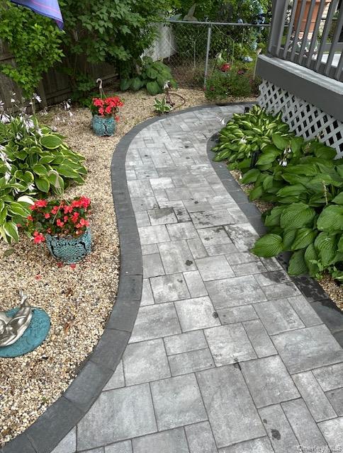 #5 photo, 19 Hallock Court, Miller Place , NY 11764