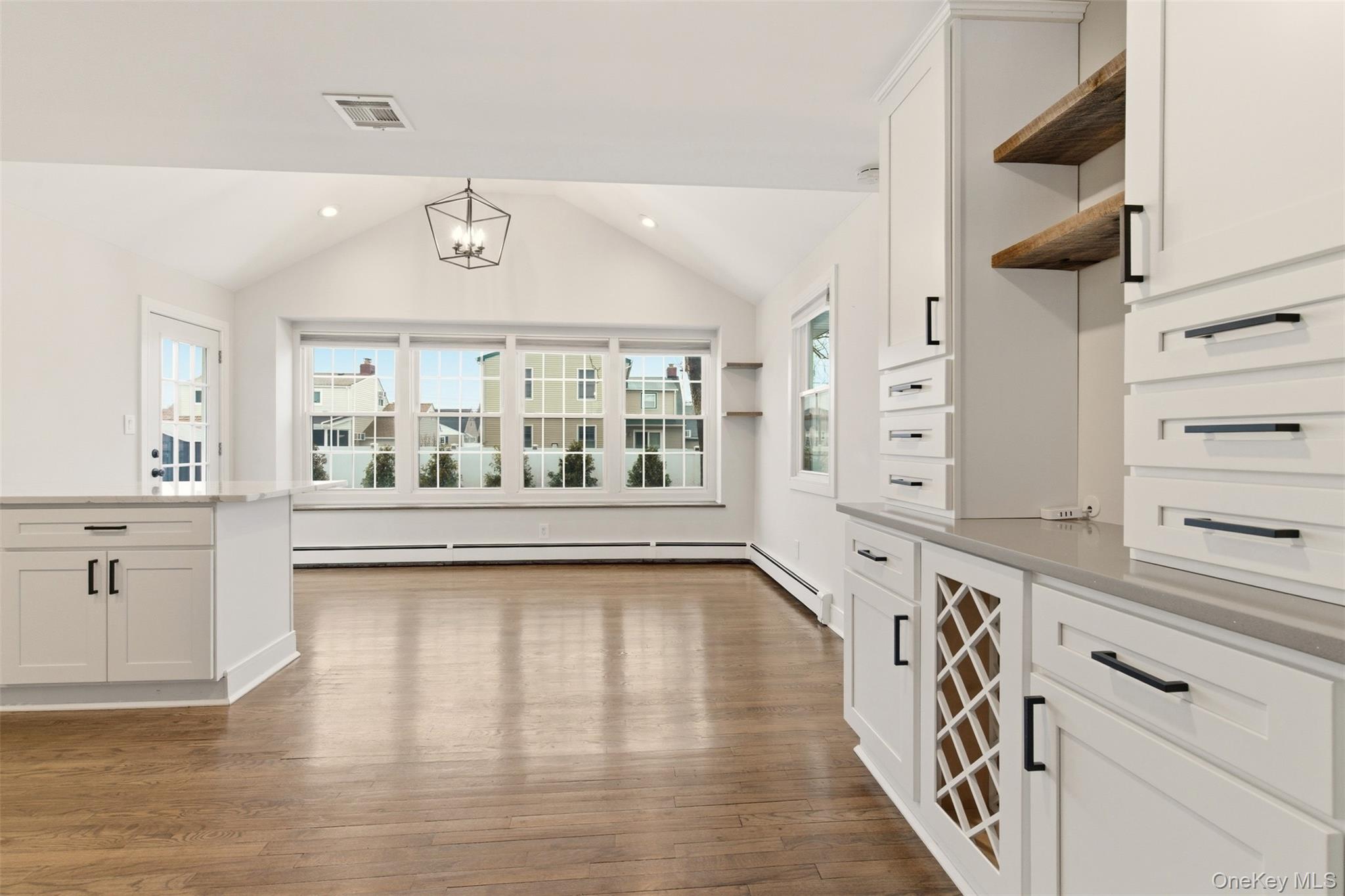 #4 photo, 9 Hinton Avenue, Babylon , NY 11702