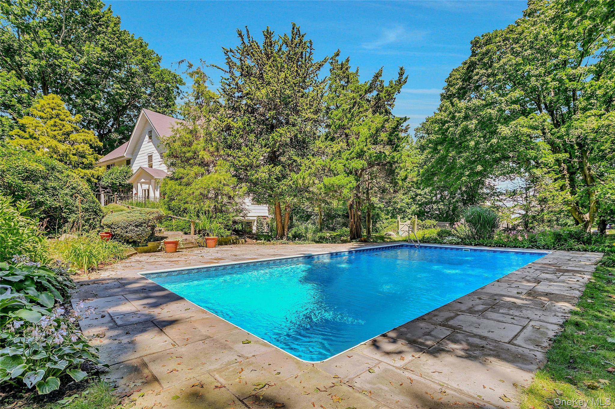 #4 photo, 825 Munn Lane, Orient , NY 11957