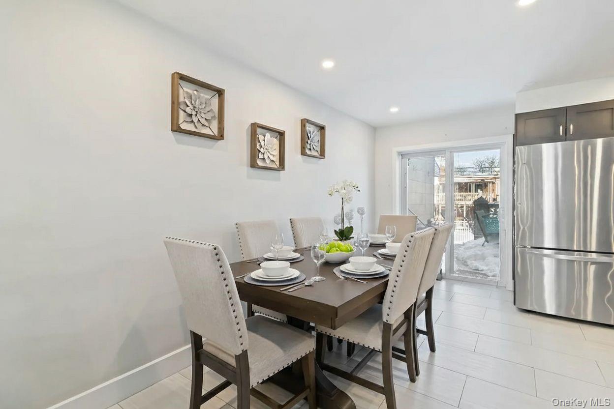 #14 photo, 21-45 80 Street, Куинс ‖ East Elmhurst , NY 11370