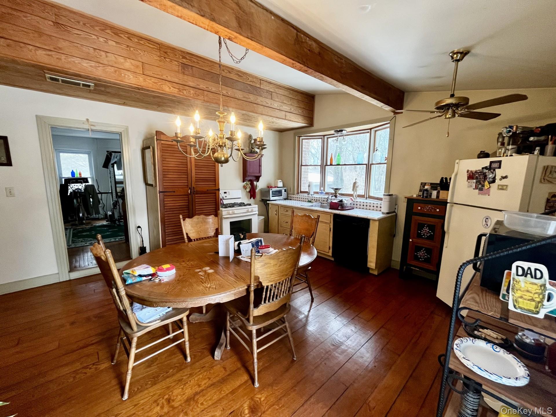 #11 photo, 7 Gerhardy Court, सफ़ोक काउंटी East Islip , NY 11730