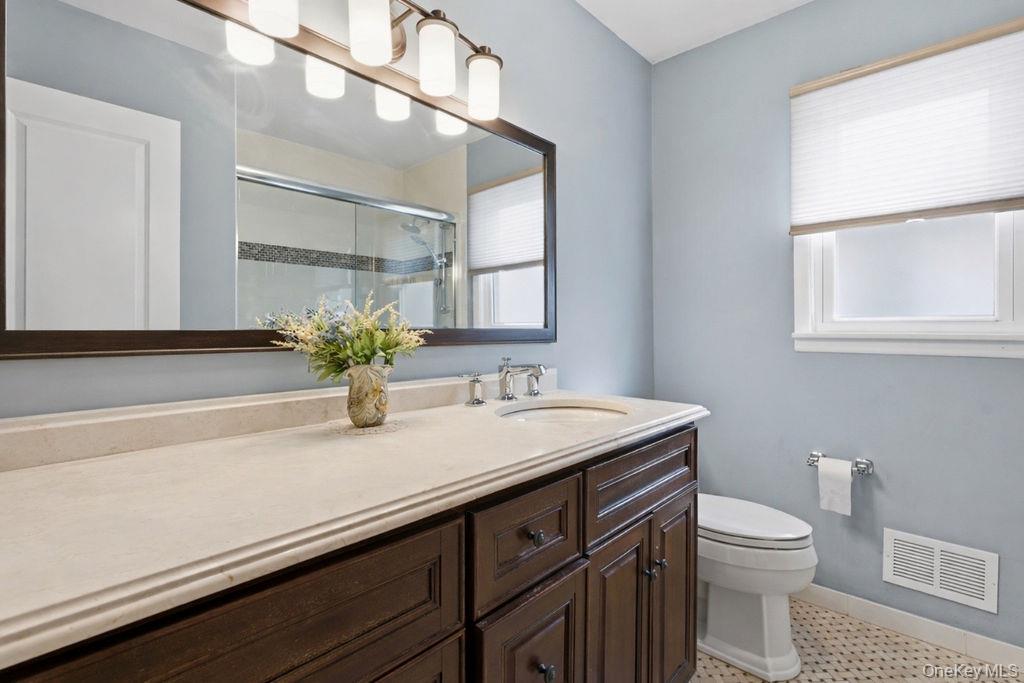 #8 photo, 163-18 97th Street, 뉴욕퀸즈 Howard Beach , NY 11414