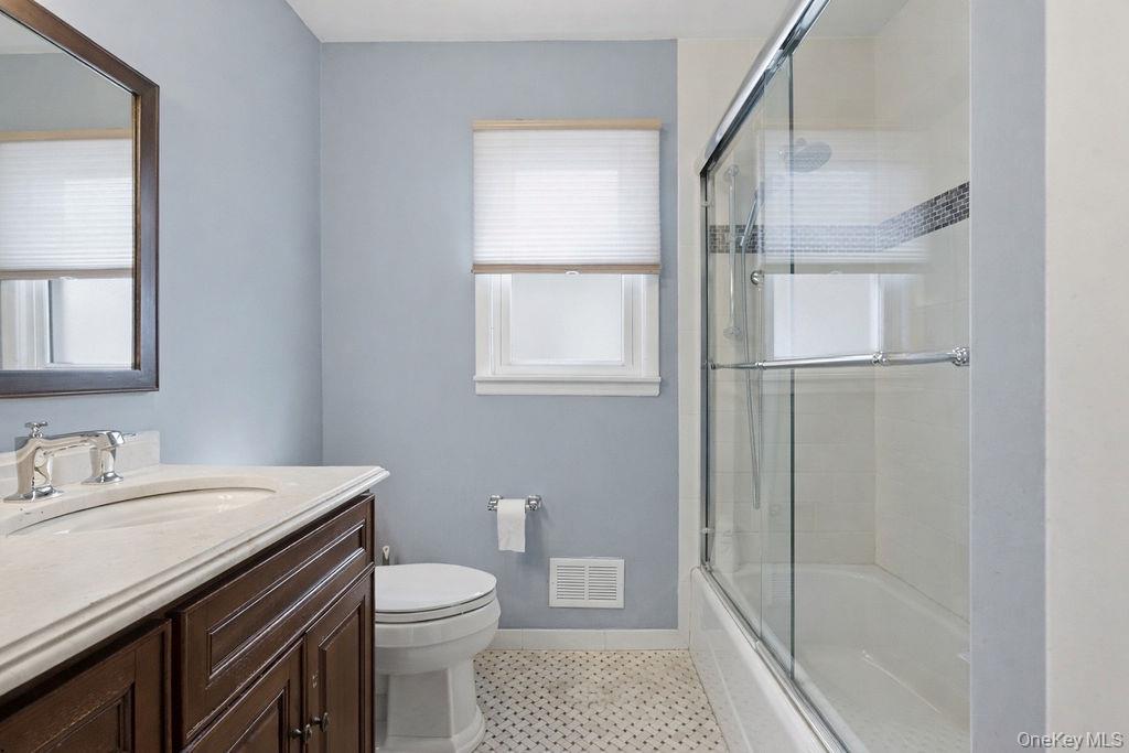 #9 photo, 163-18 97th Street, 뉴욕퀸즈 Howard Beach , NY 11414