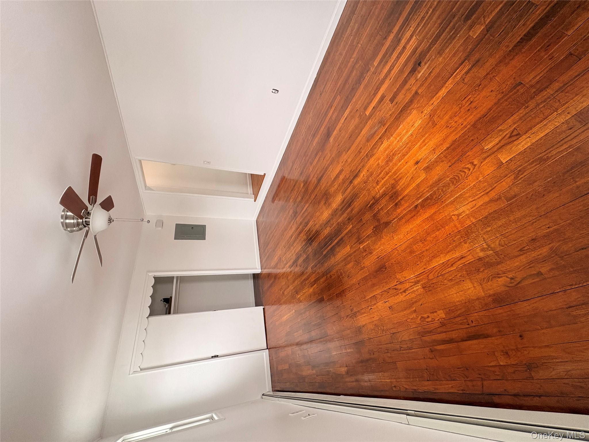 #3 photo, 163 Nassau Lane, Нассау ‖ Island Park , NY 11558