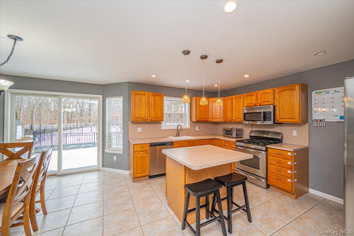 #10 photo, 47 Cobblestone Drive, सफ़ोक काउंटी Shoreham , NY 11786