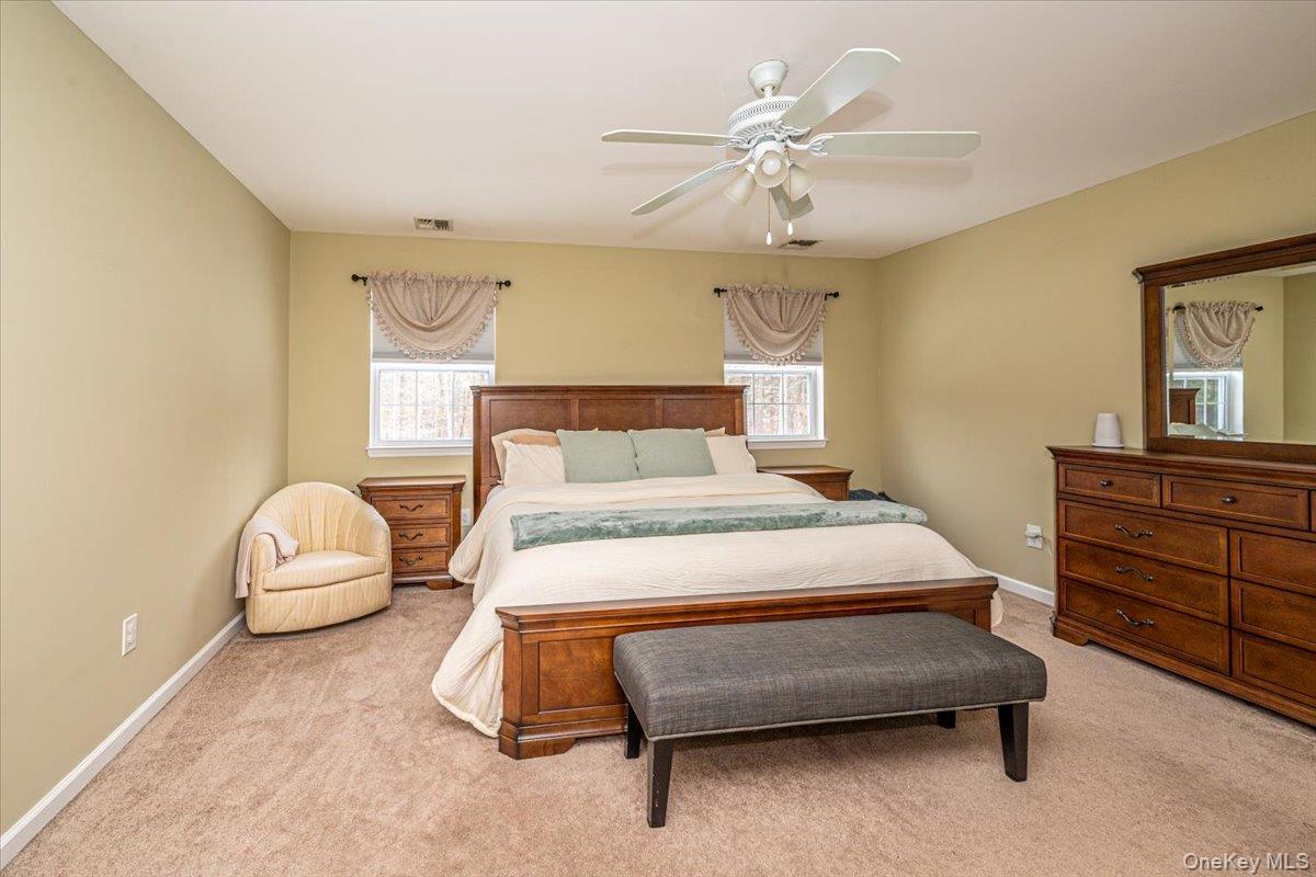 #15 photo, 47 Cobblestone Drive, सफ़ोक काउंटी Shoreham , NY 11786