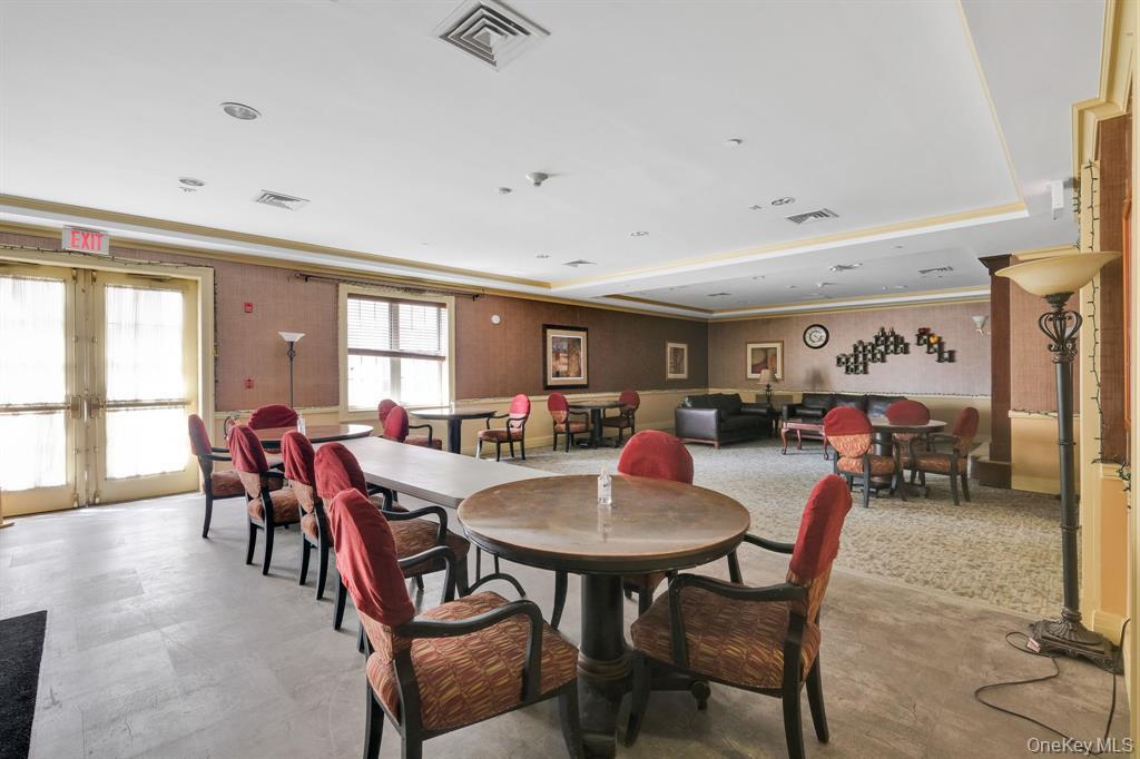 #18 photo, 50 Merrick Avenue, Нассау ‖ East Meadow , NY 11554