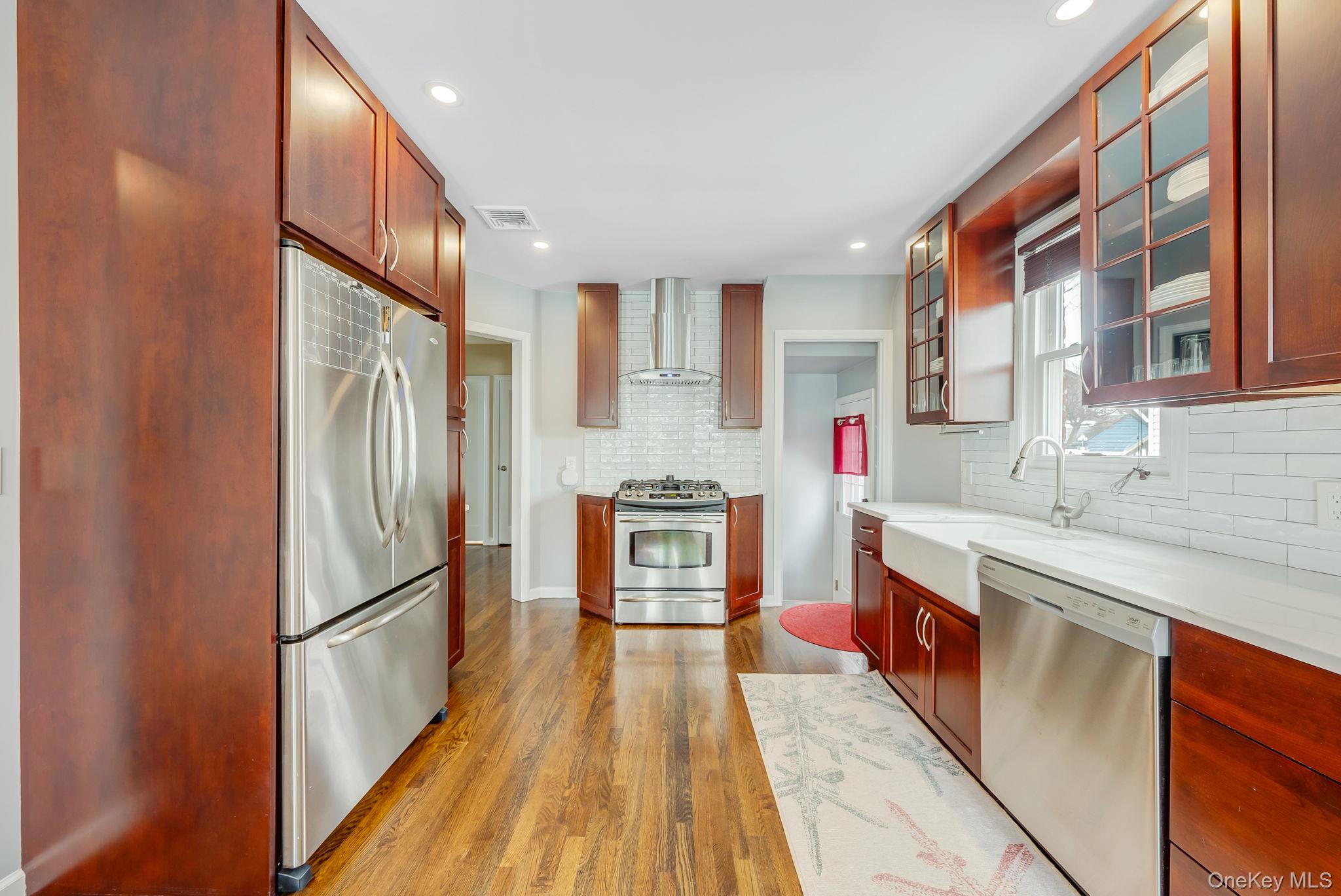 #11 photo, 131 Grange Street, Franklin Square , NY 11010