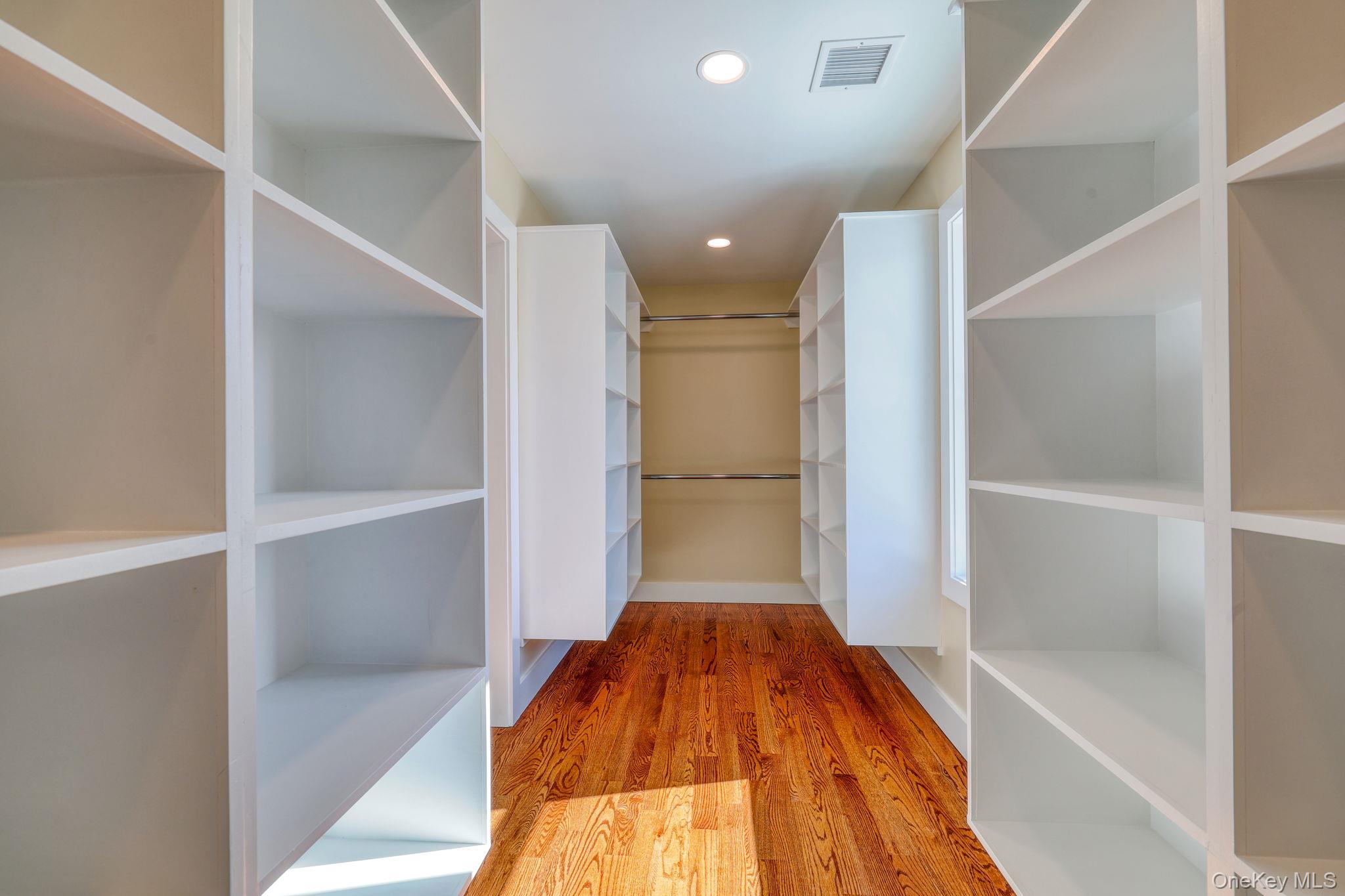 #6 photo, 36 Hill and dale, Cortlandt Manor , NY 10567