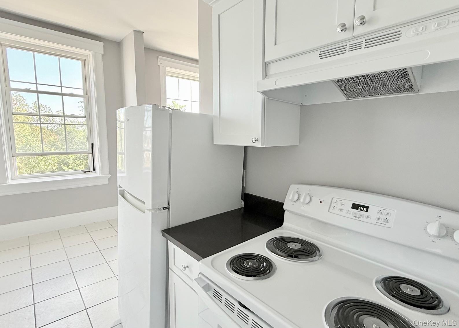 #11 photo, 132 W Boston Post Road, Mamaroneck , NY 10543