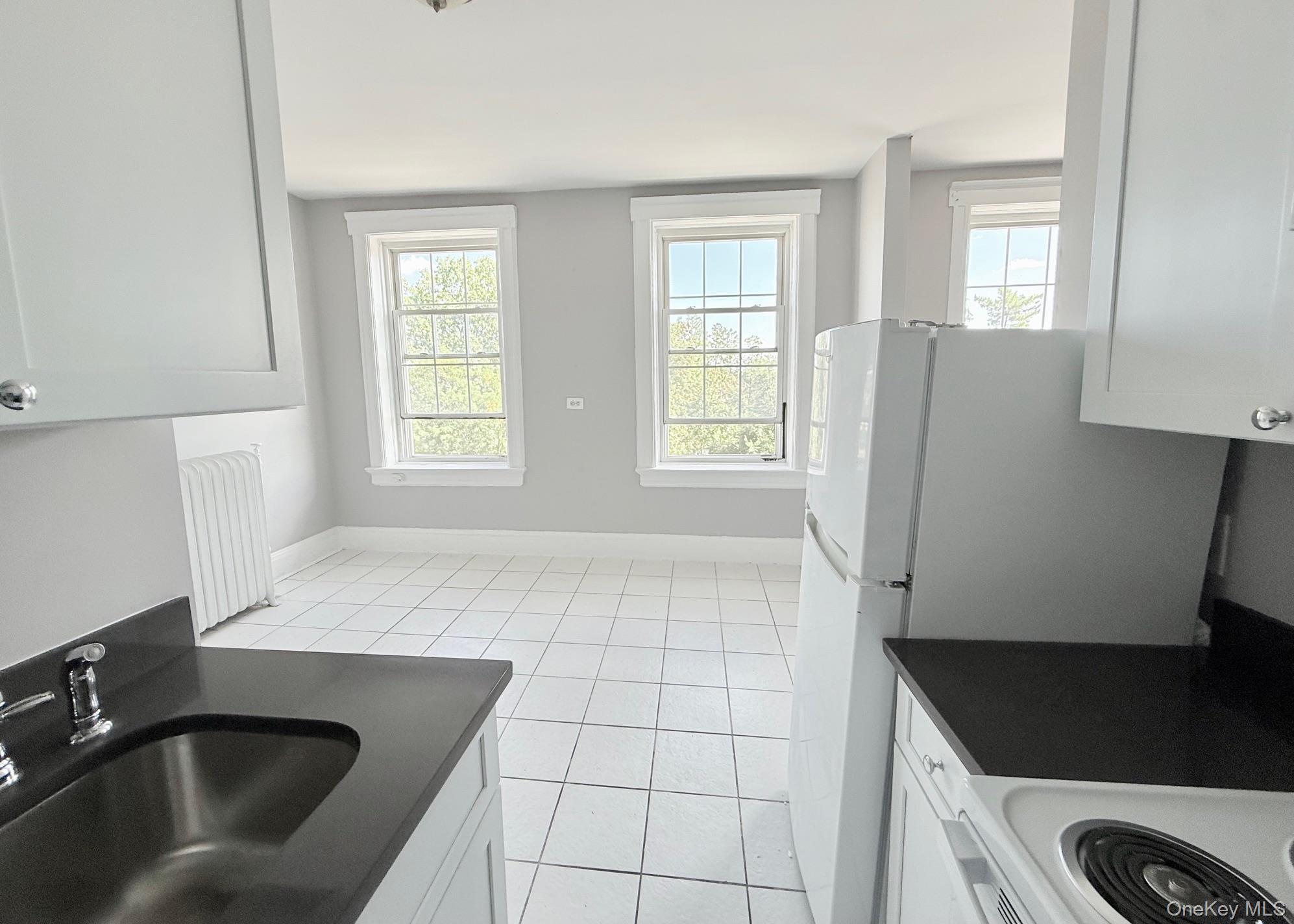 #12 photo, 132 W Boston Post Road, Mamaroneck , NY 10543