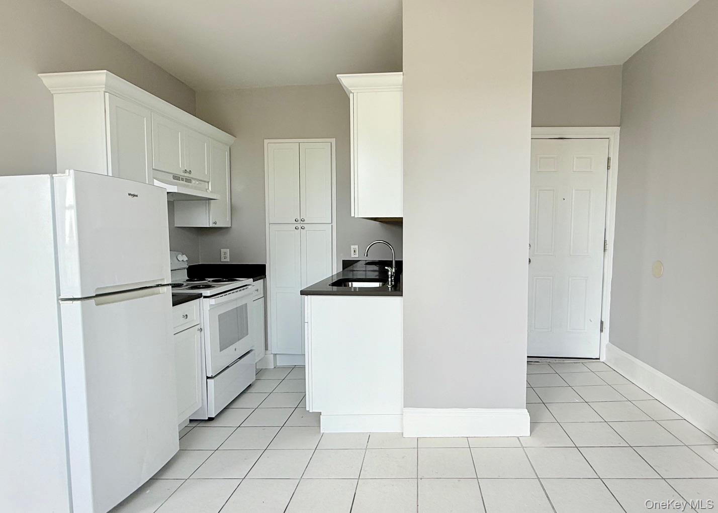 #7 photo, 132 W Boston Post Road, Mamaroneck , NY 10543