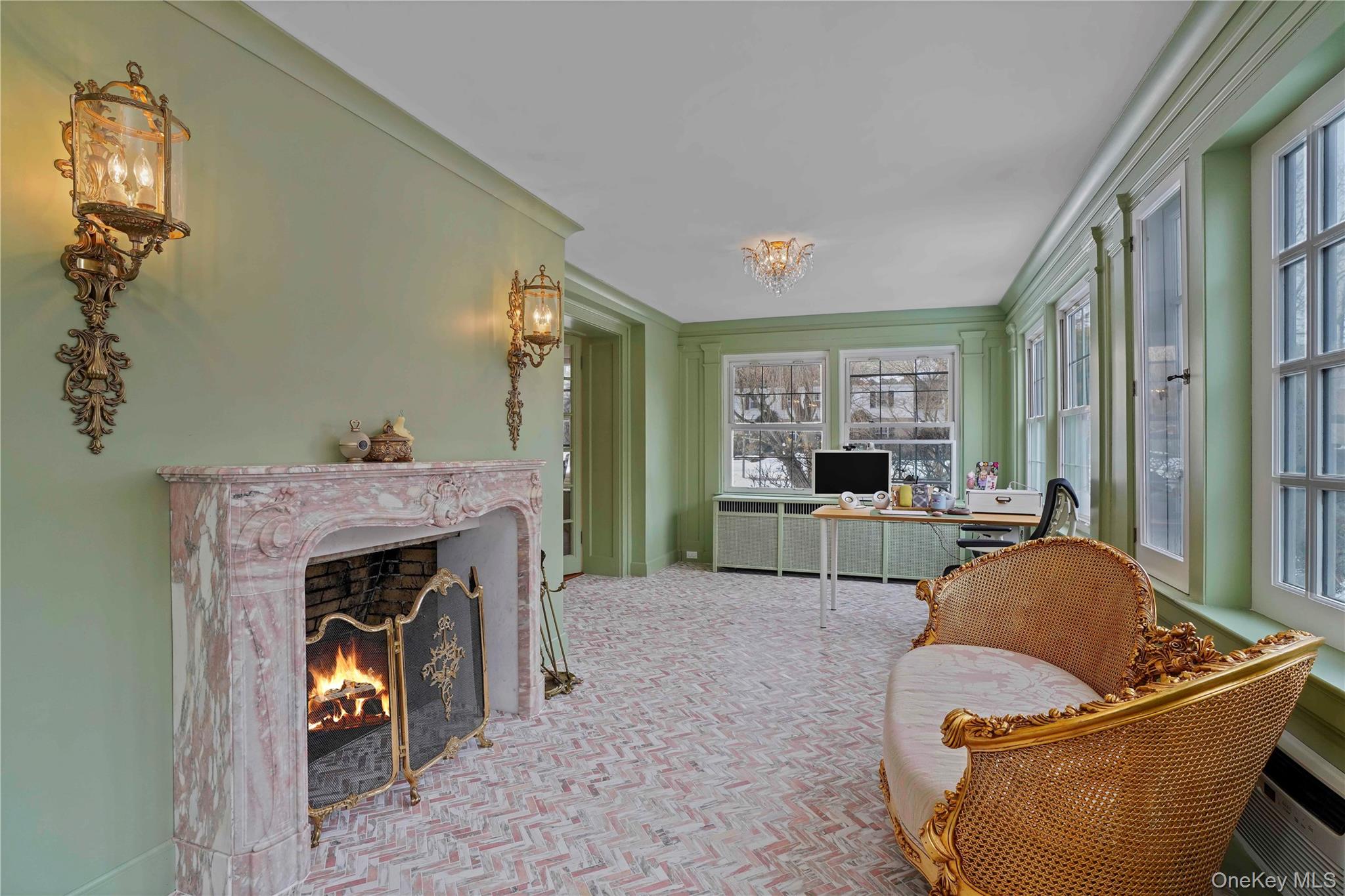 #12 photo, 650 Ely Avenue, Pelham , NY 10803