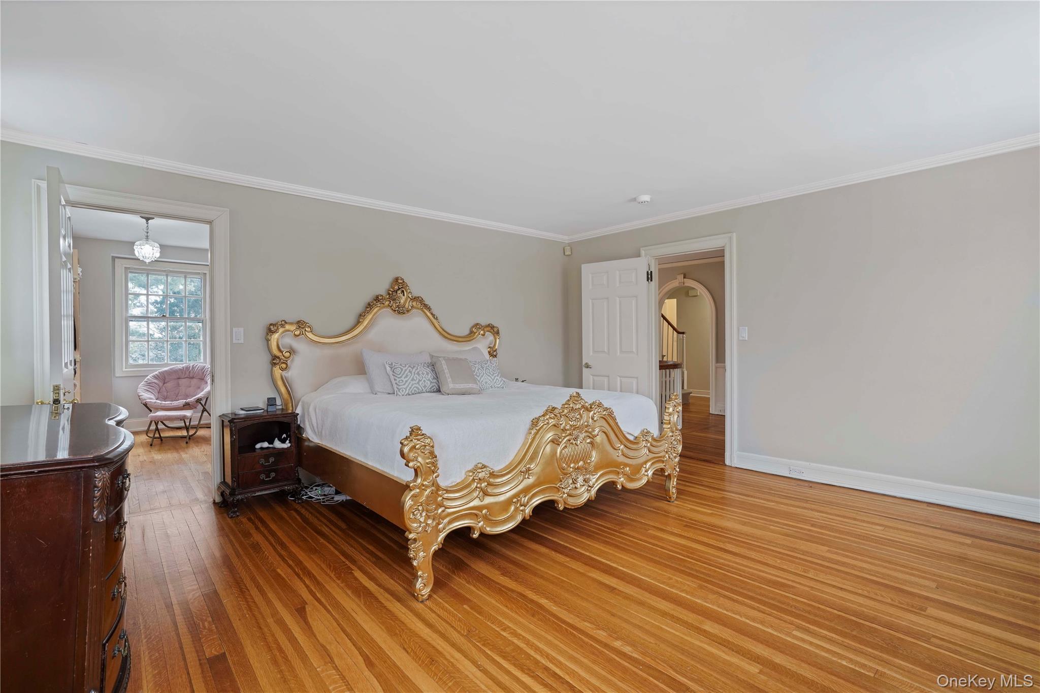 #15 photo, 650 Ely Avenue, Pelham , NY 10803