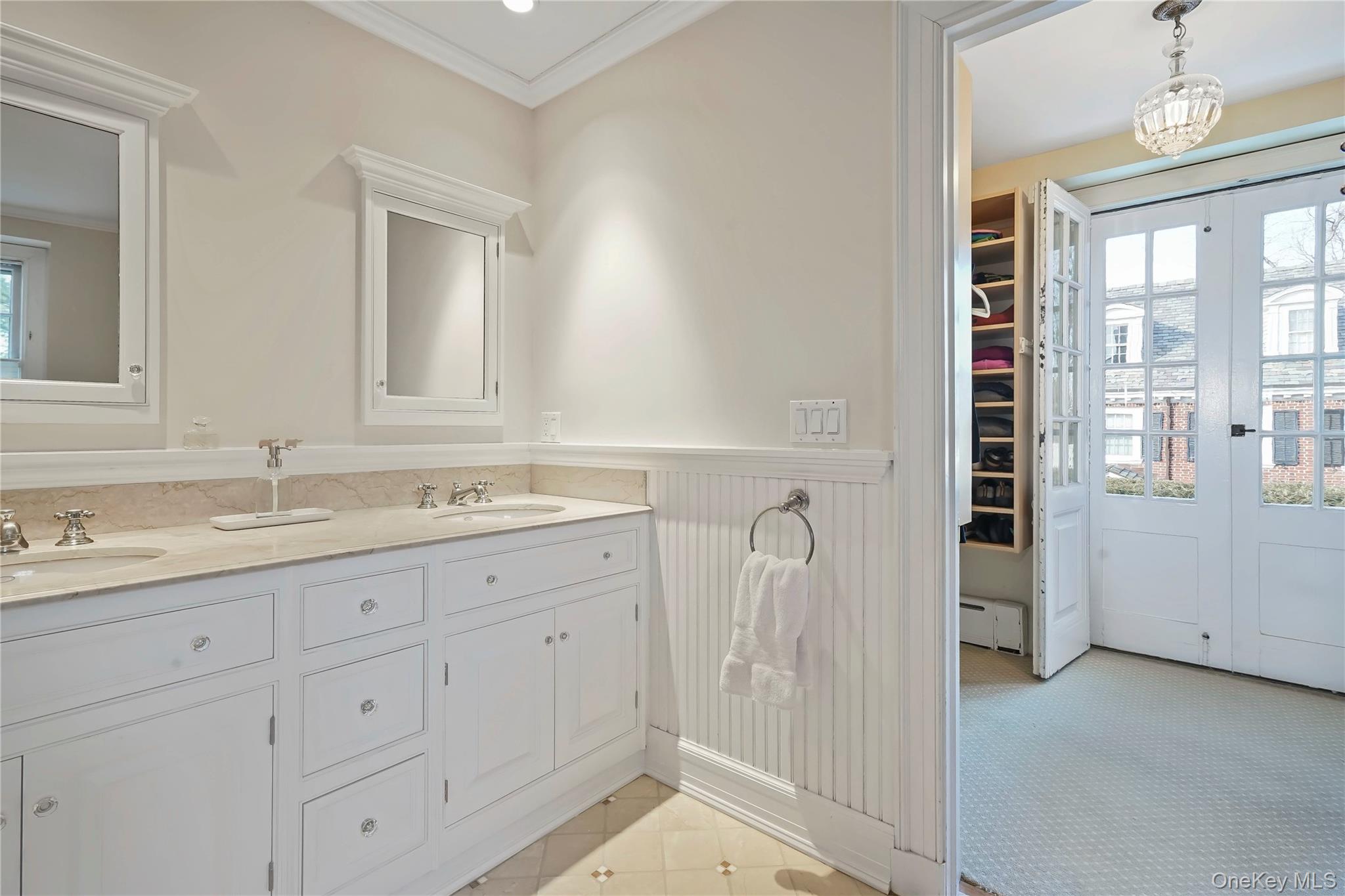 #18 photo, 650 Ely Avenue, Pelham , NY 10803