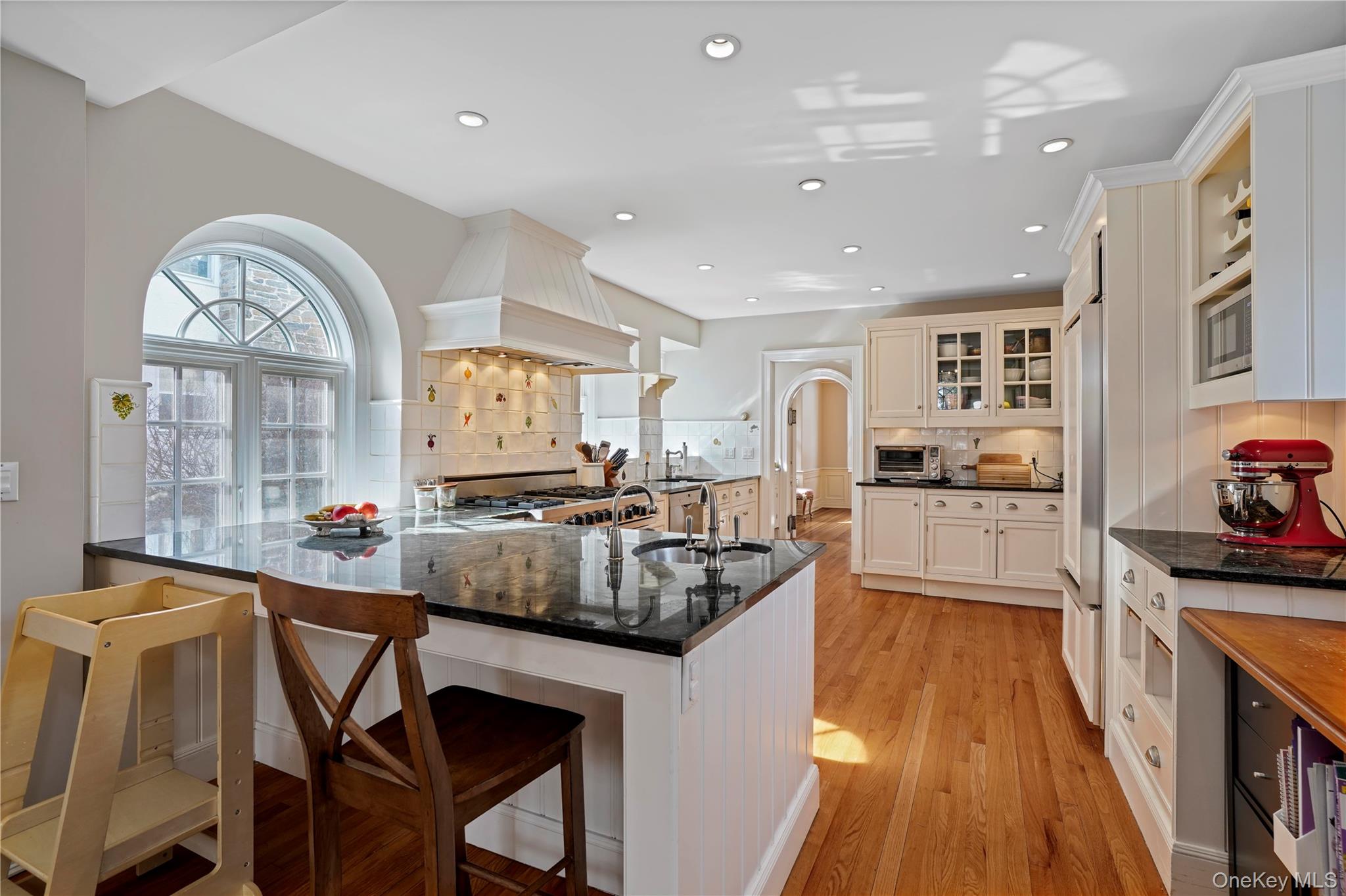 #9 photo, 650 Ely Avenue, Pelham , NY 10803