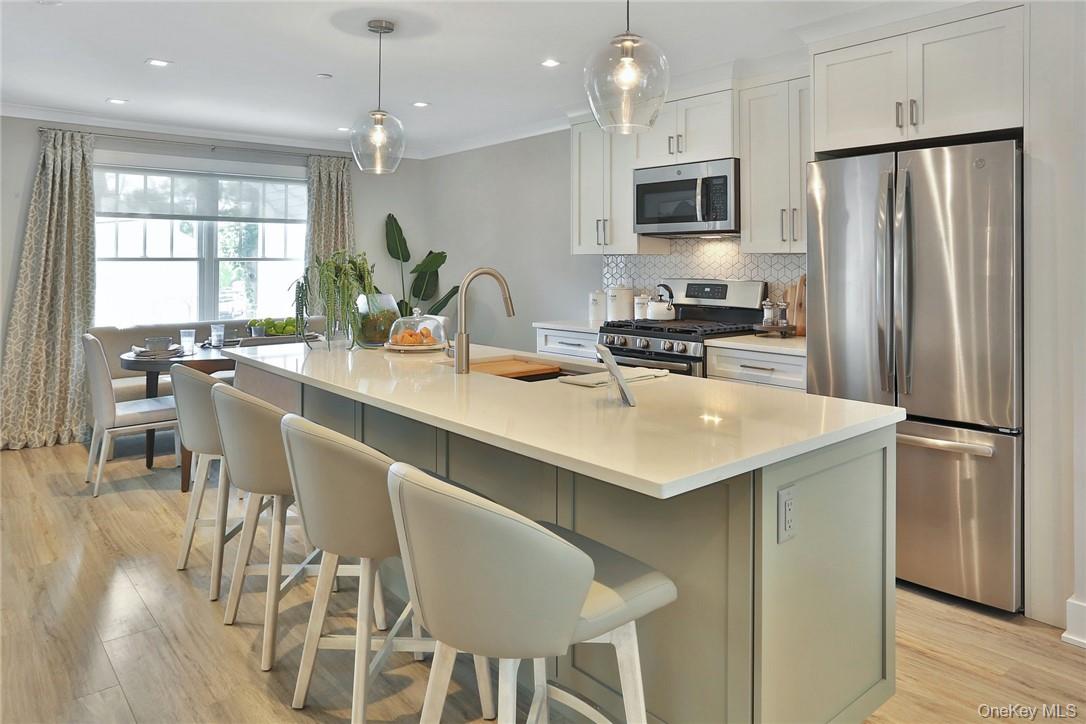 #7 photo, 470 Main Street, Armonk , NY 10504