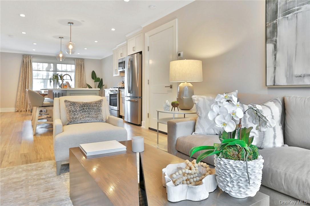 #14 photo, 470 Main Street, Armonk , NY 10504