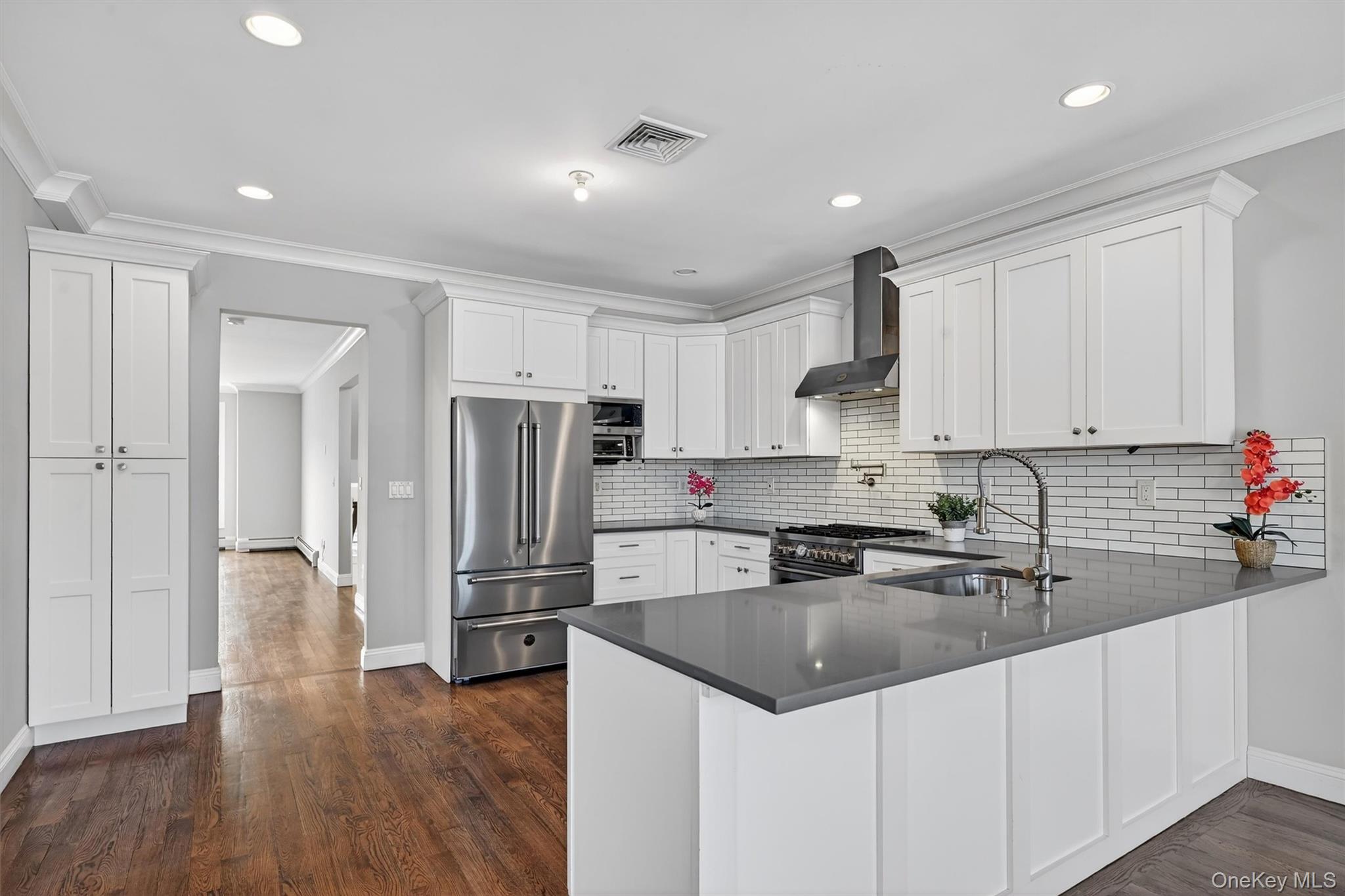 #13 photo, 548 Mountainview Avenue, Valley Cottage , NY 10989