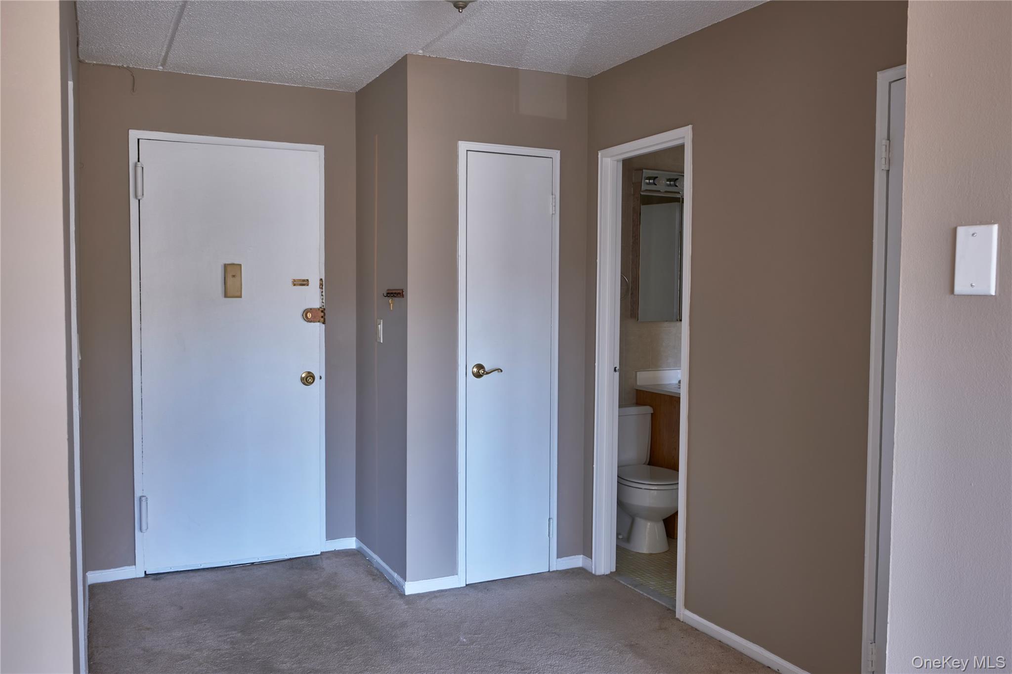 #5 photo, 2 Consulate Drive, Tuckahoe , NY 10707