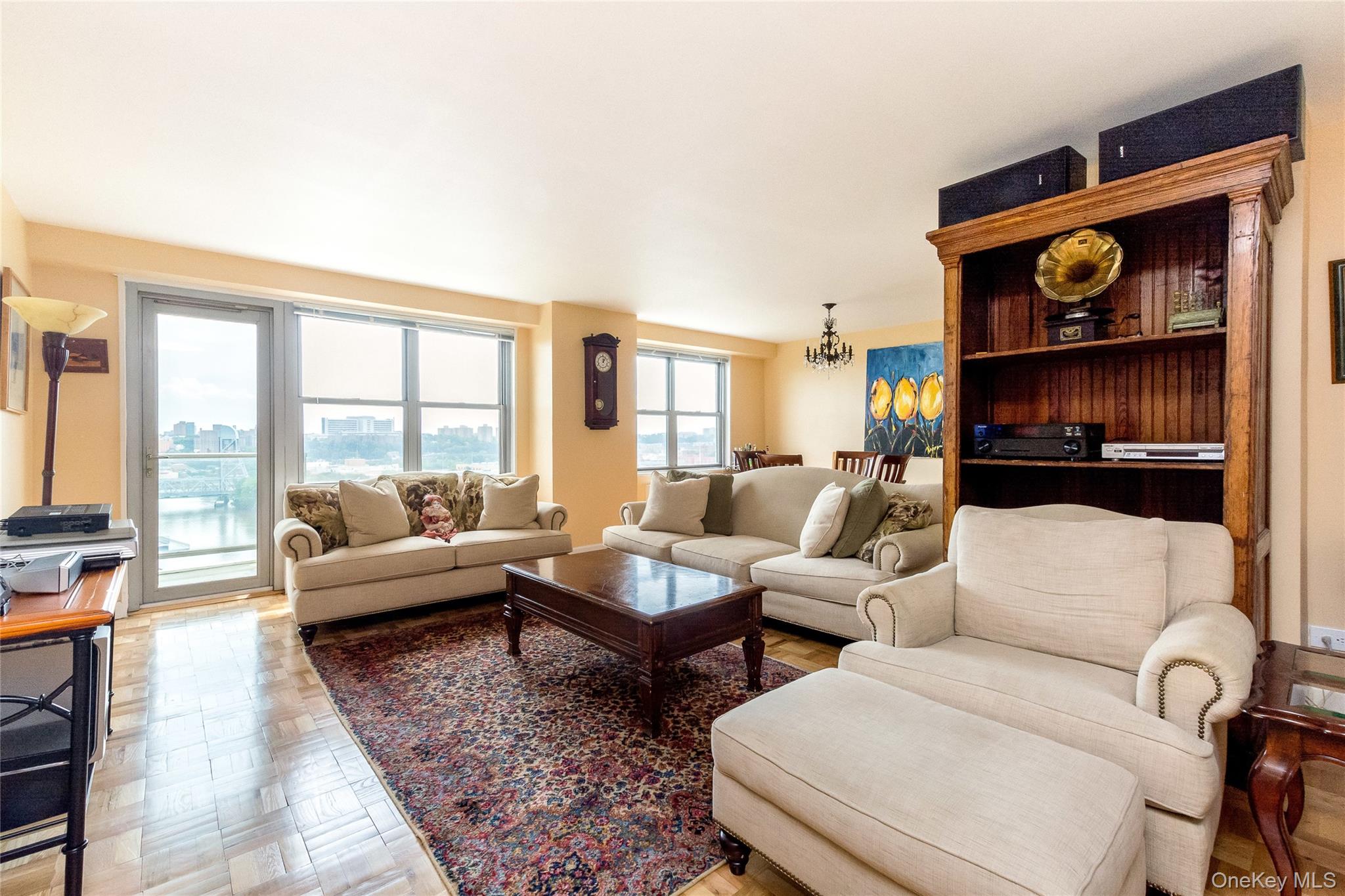 #1 photo, 2500 Johnson, 布朗士 Bronx , NY 10463