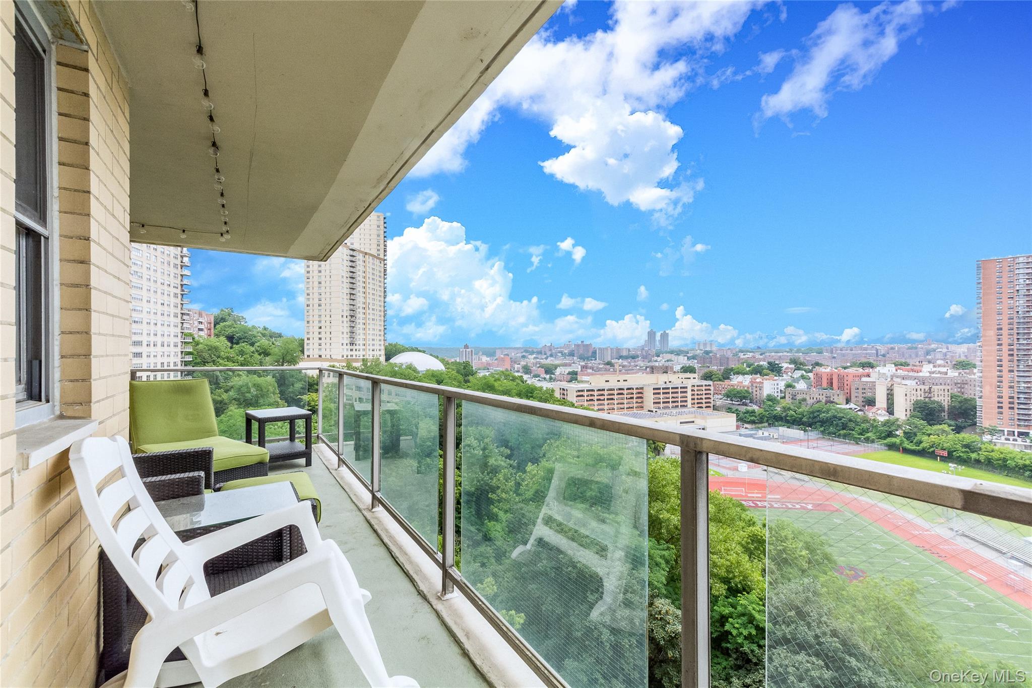 #7 photo, 2500 Johnson, 布朗士 Bronx , NY 10463