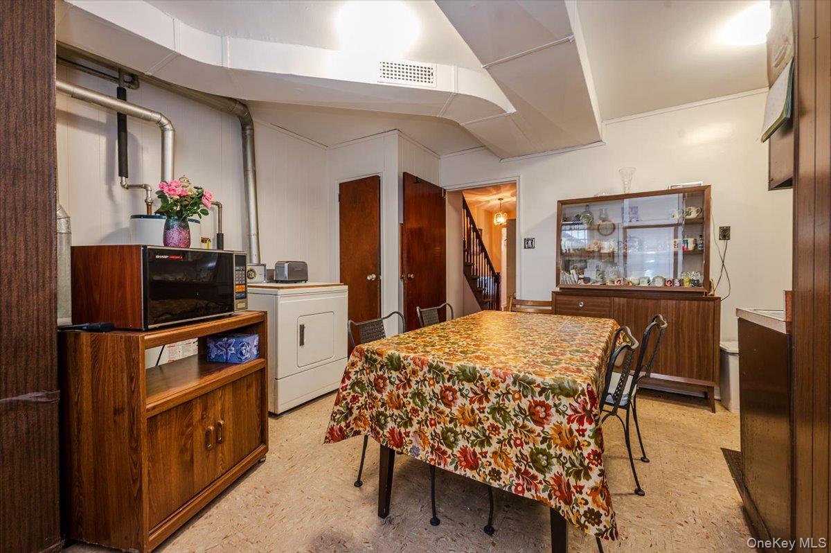 #18 photo, 276 Brinsmade Avenue, Bronx , NY 10465