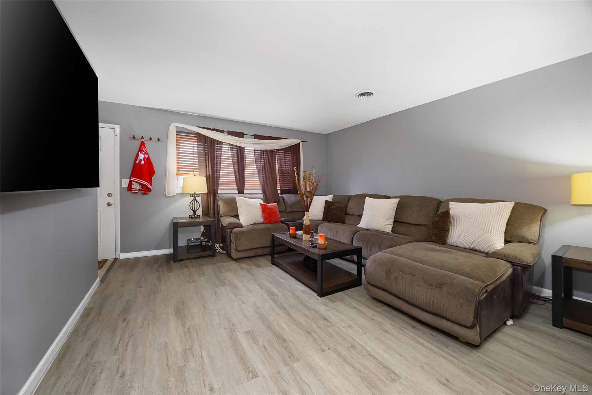 #2 photo, 375 Salt Point Turnpike, Poughkeepsie , NY 12603