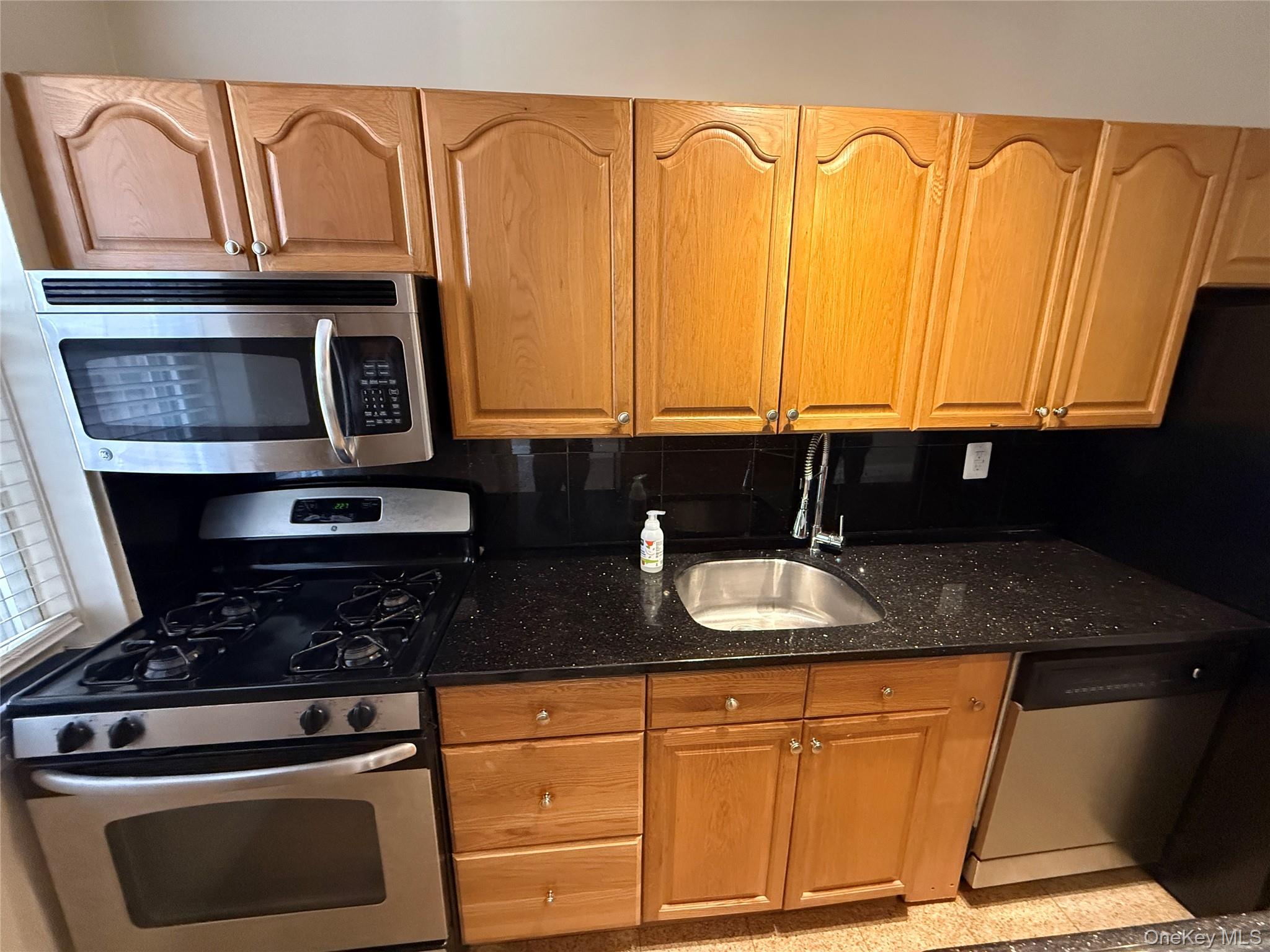 #3 photo, 796 Bronx River Road, 브롱크스 Bronxville , NY 10708