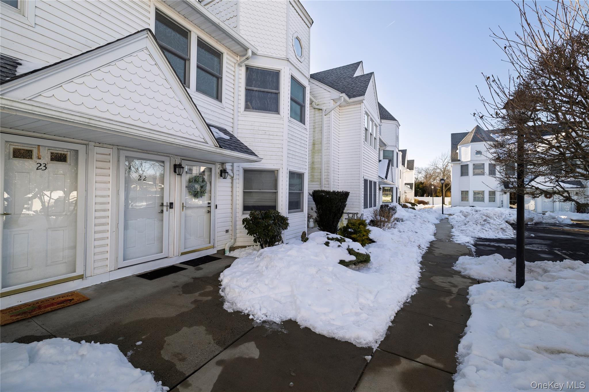 #1 photo, 22 Ridgewood Drive, Wantagh , NY 11793