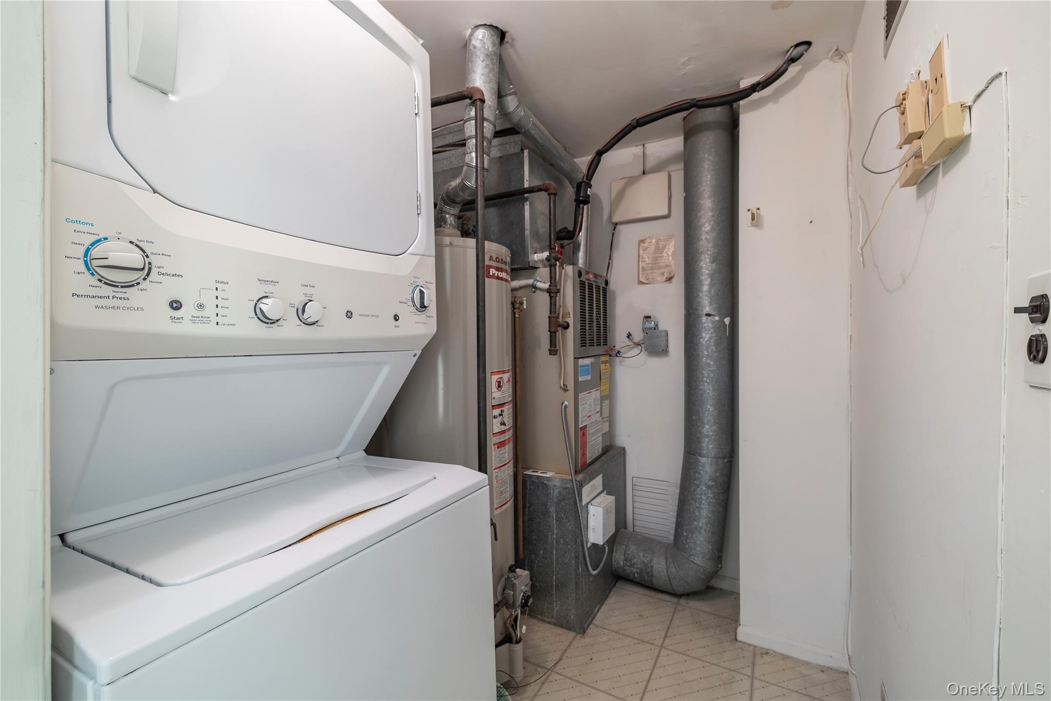 #16 photo, 22 Ridgewood Drive, Wantagh , NY 11793