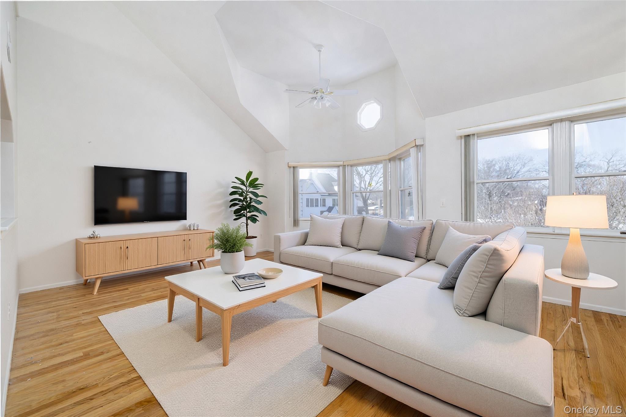 #3 photo, 22 Ridgewood Drive, Wantagh , NY 11793