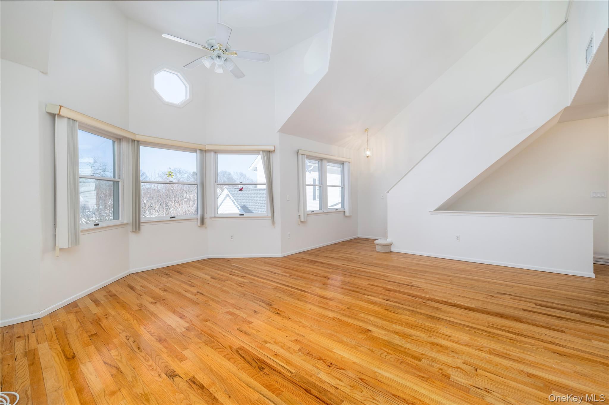 #4 photo, 22 Ridgewood Drive, Wantagh , NY 11793