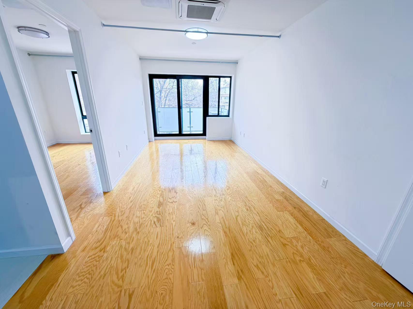 #5 photo, 42-29 Parsons Boulevard, Куинс ‖ Flushing , NY 11355