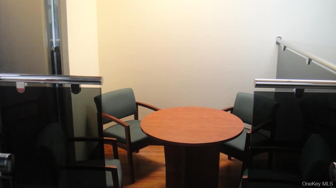 #3 photo, 9215 Roosevelt Avenue, Jackson Heights , NY 11372