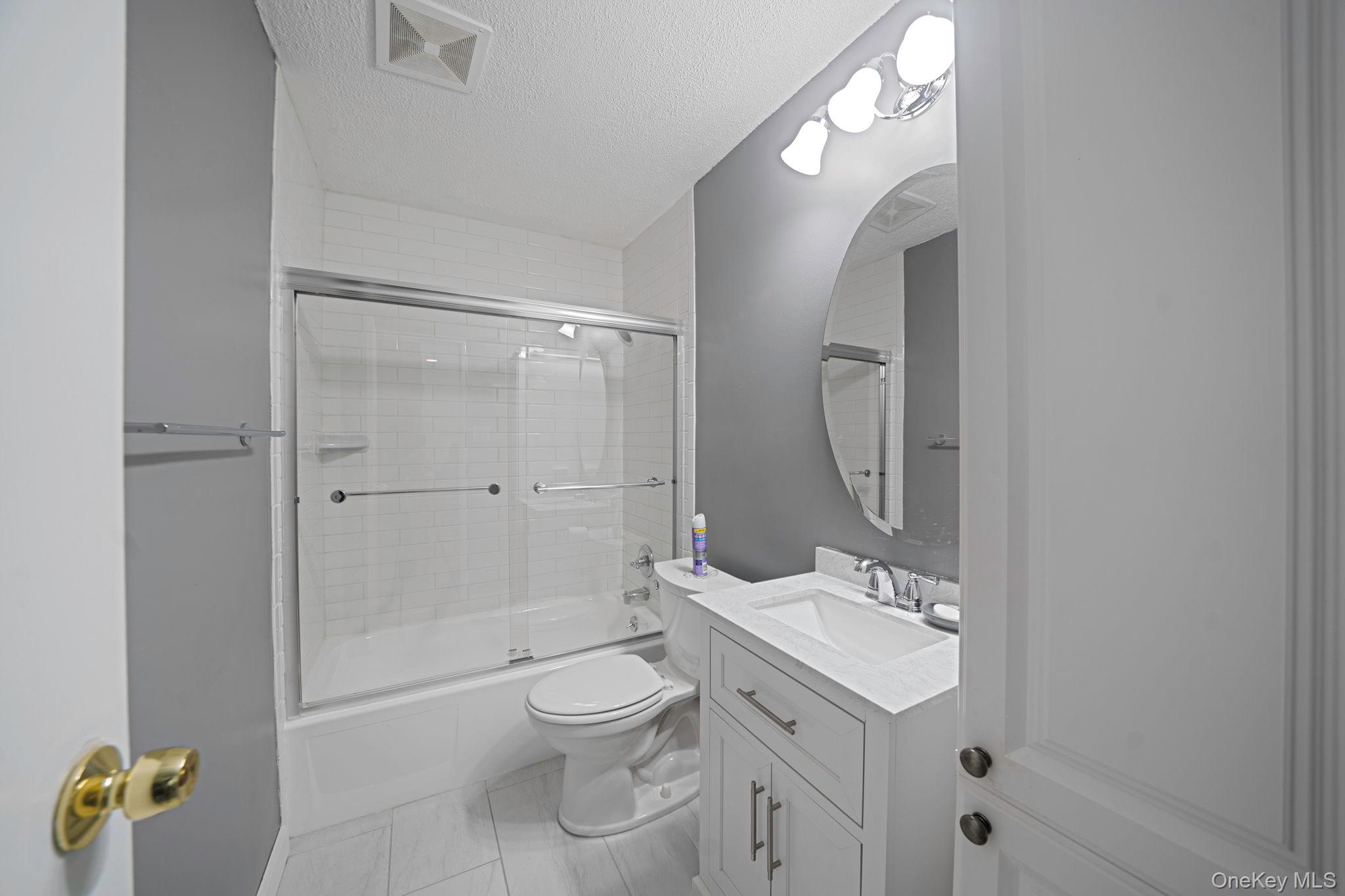 #9 photo, 8 Juniper Court, 롱 아일랜드 Selden , NY 11784