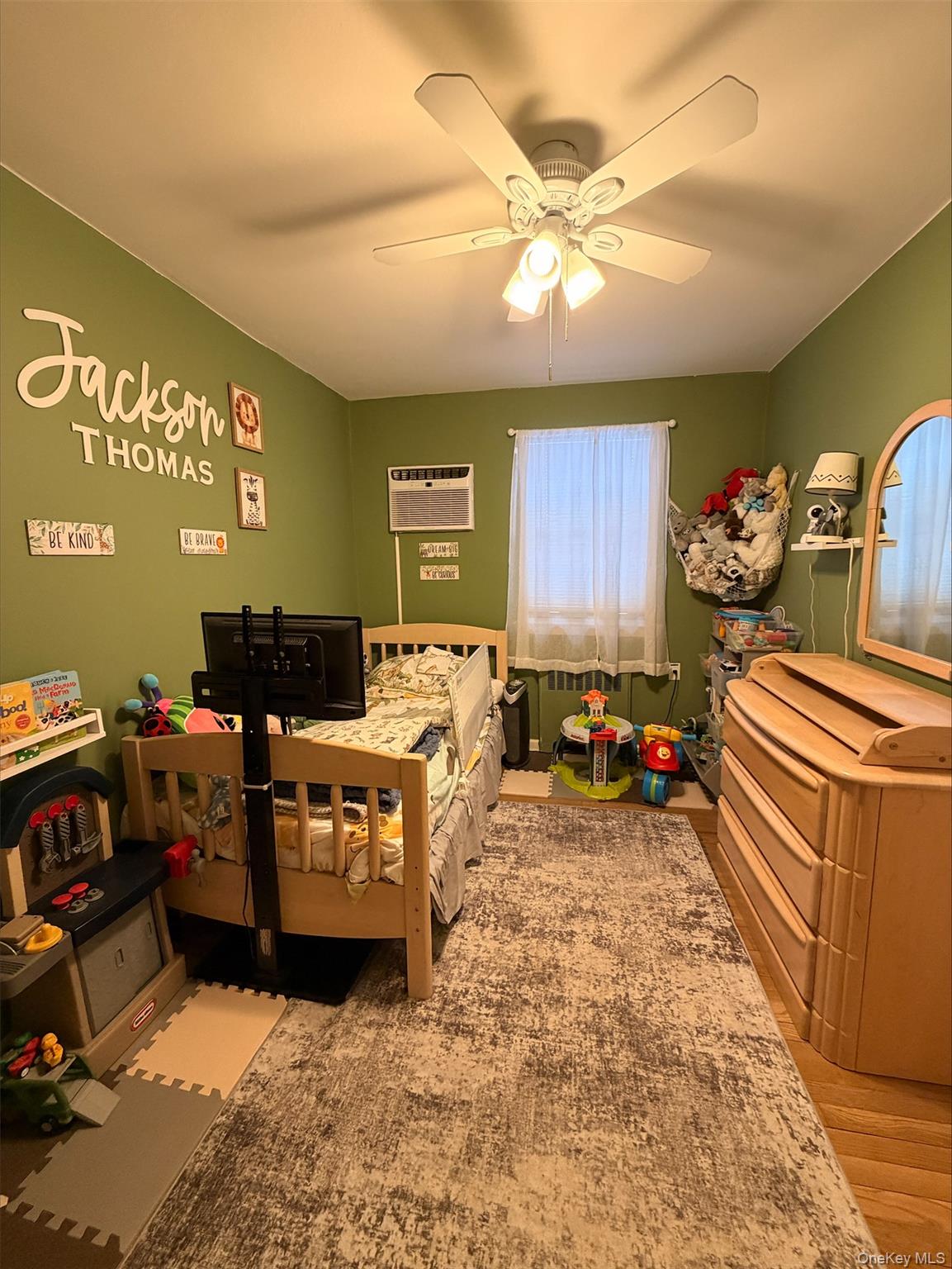 #13 photo, 268-41 82 Avenue, קווינס New Hyde Park , NY 11040