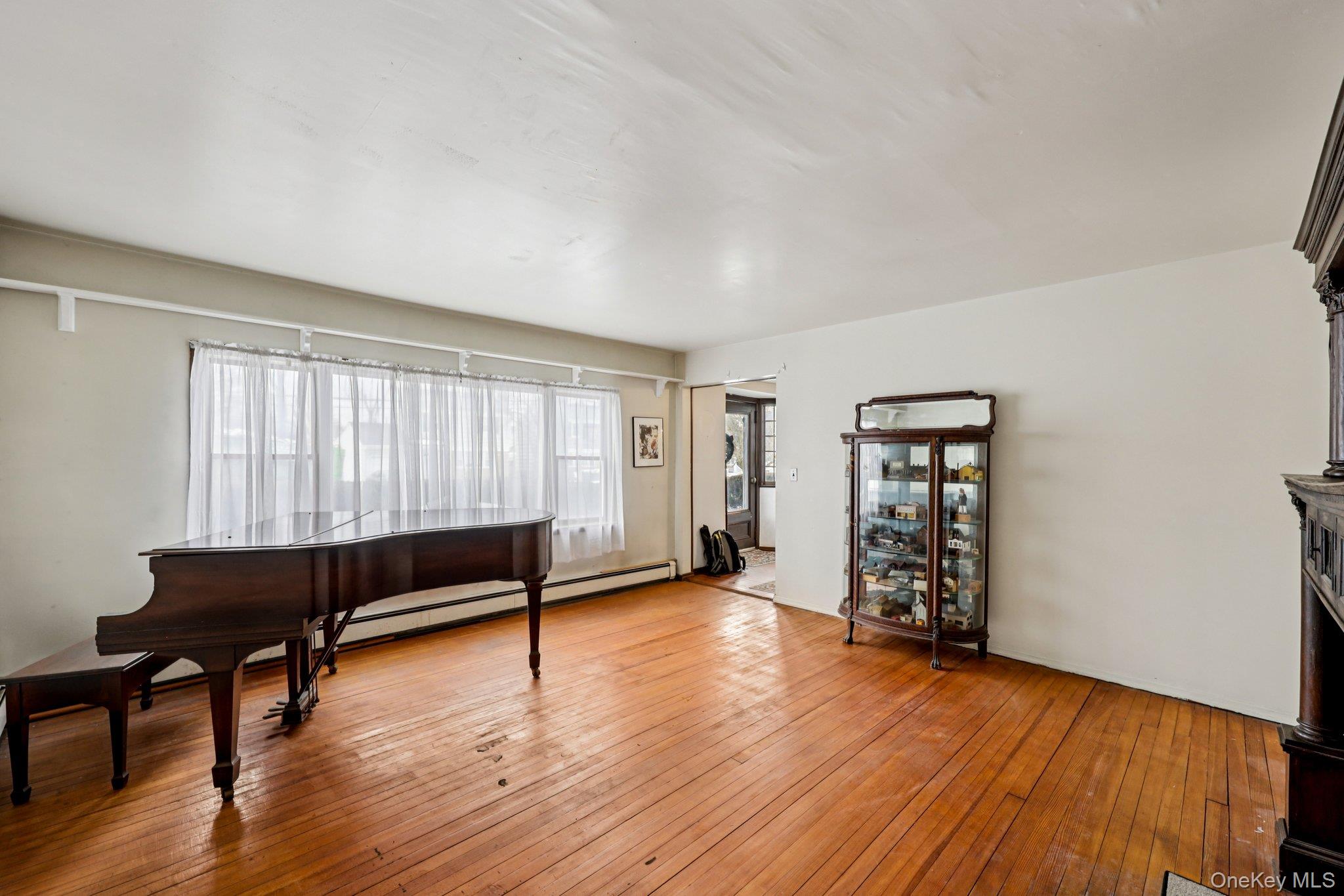 #9 photo, 82 Vernon Avenue, Нассау ‖ East Norwich , NY 11732