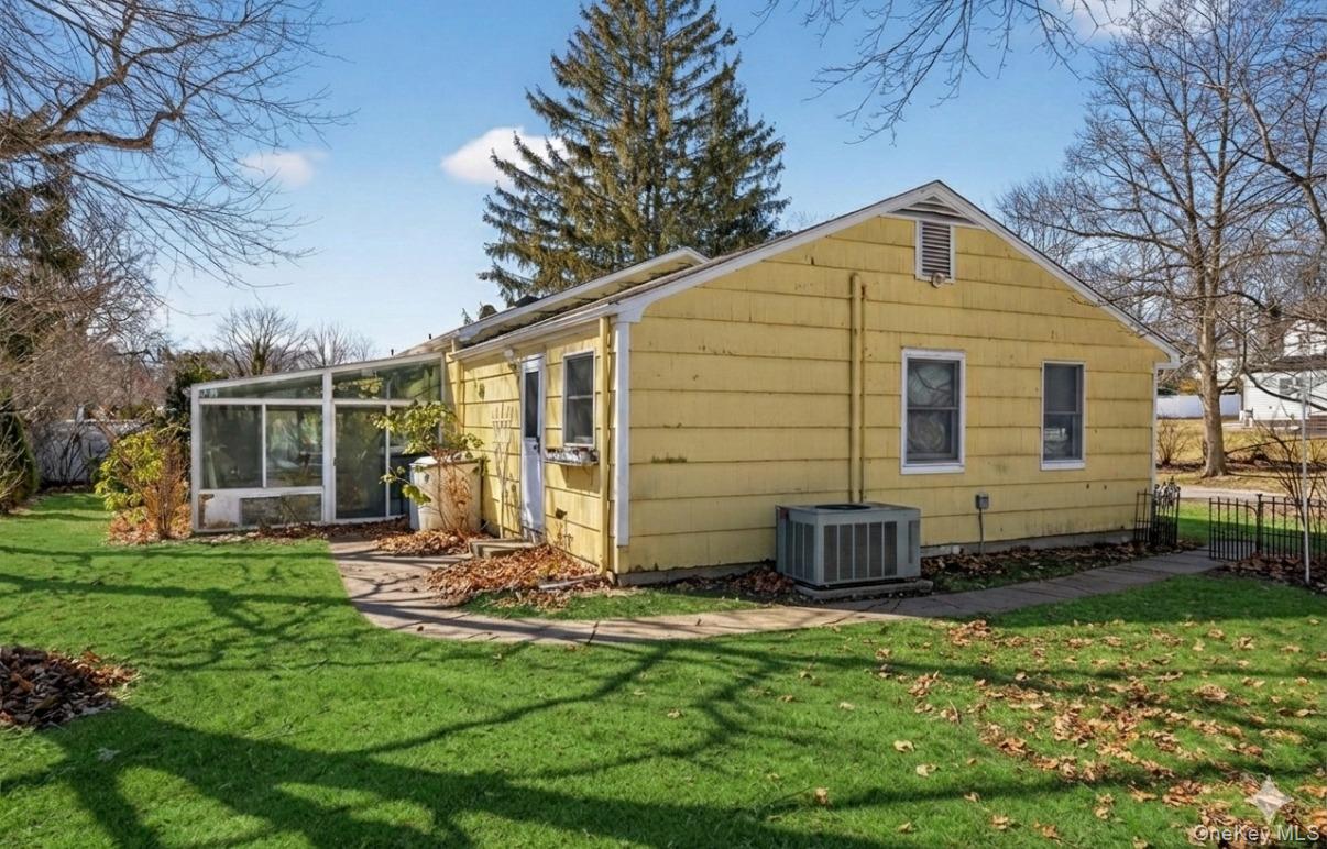 #2 photo, 8 Crestwood Drive, Huntington Station , NY 11746