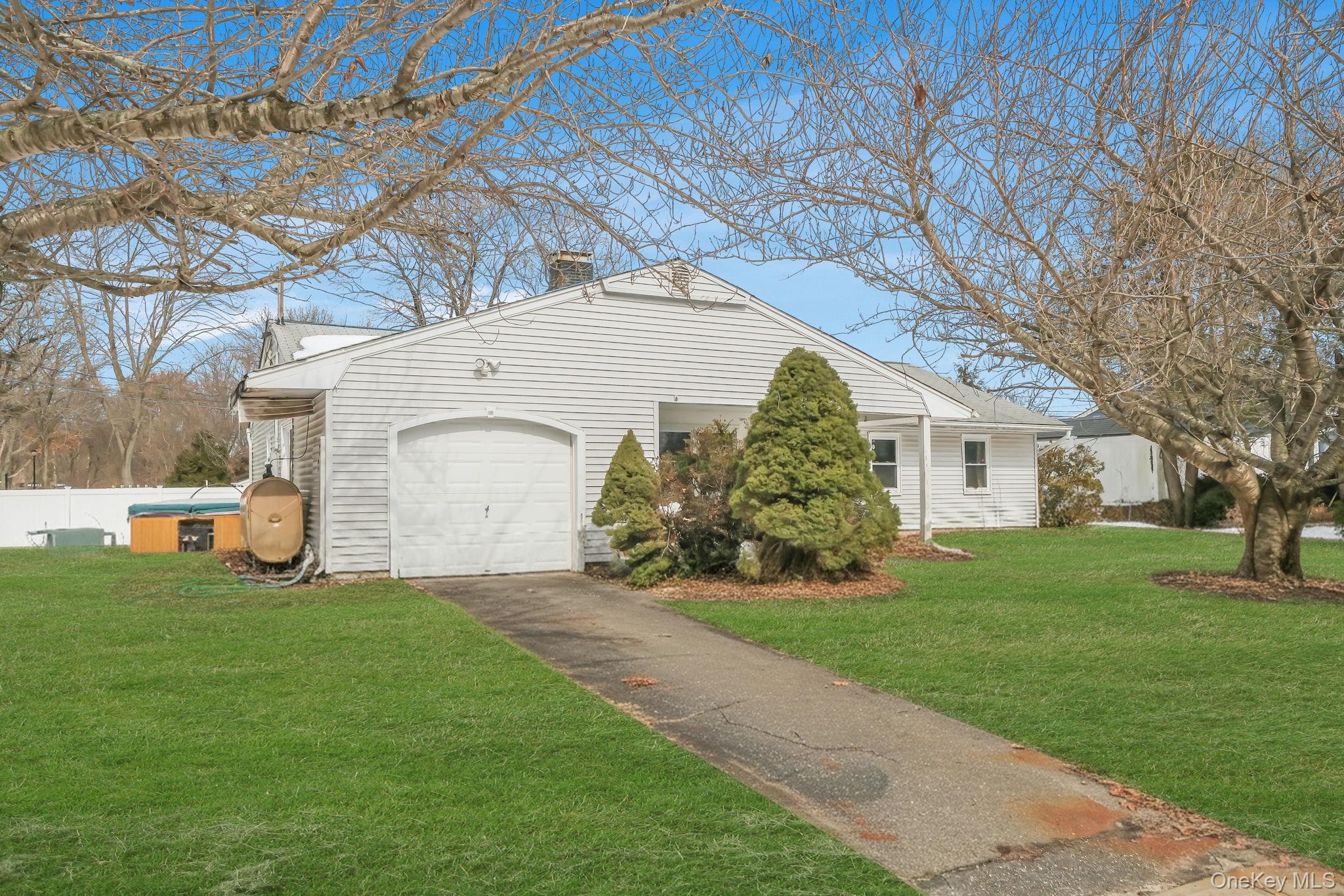 #1 photo, 73 Morton Street, Port Jefferson Station , NY 11776