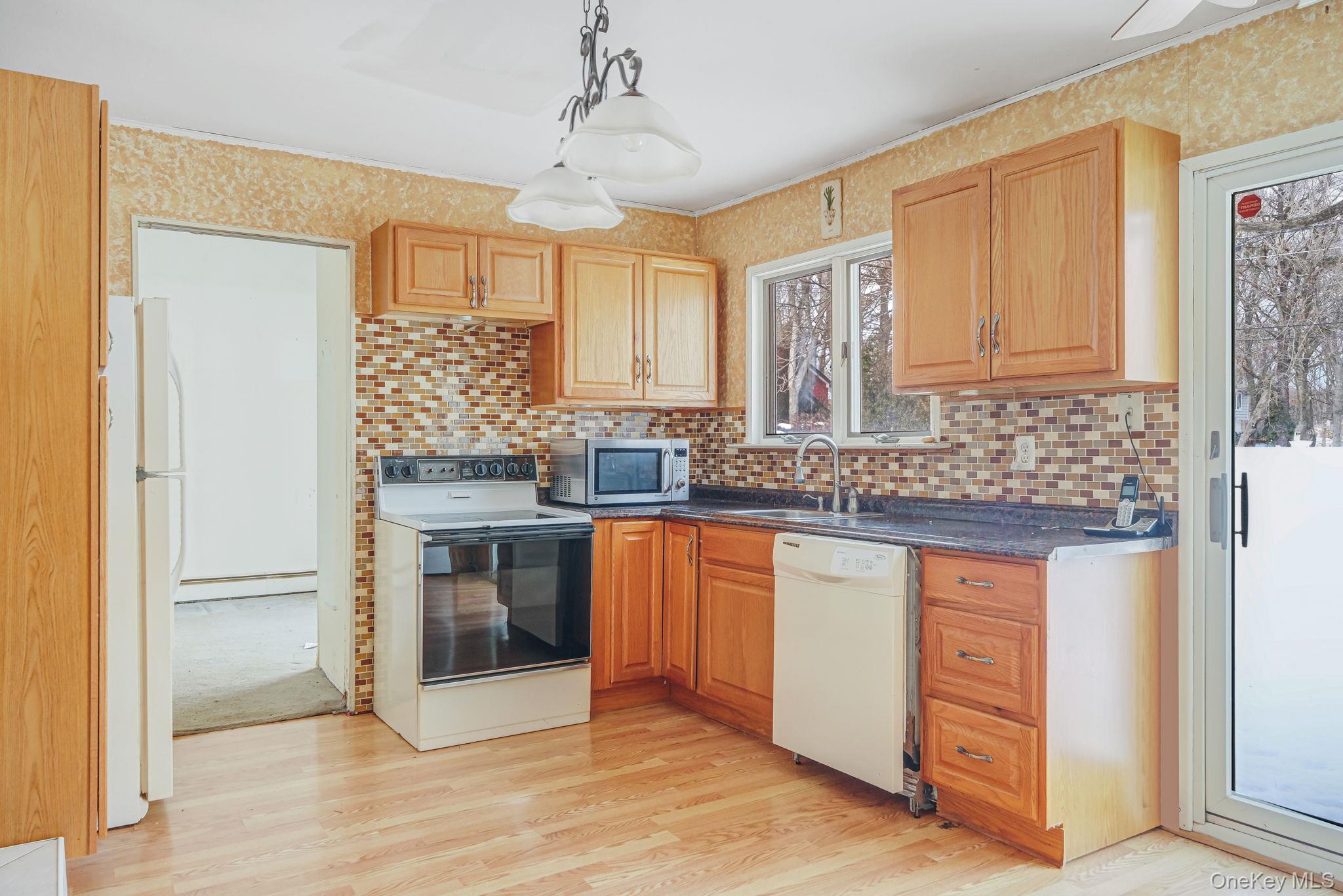 #10 photo, 73 Morton Street, Port Jefferson Station , NY 11776