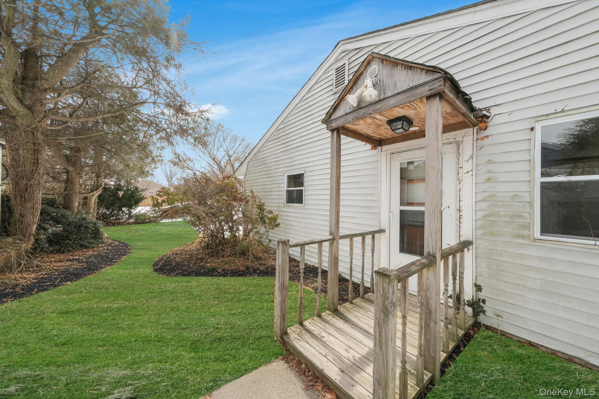 #3 photo, 73 Morton Street, Port Jefferson Station , NY 11776